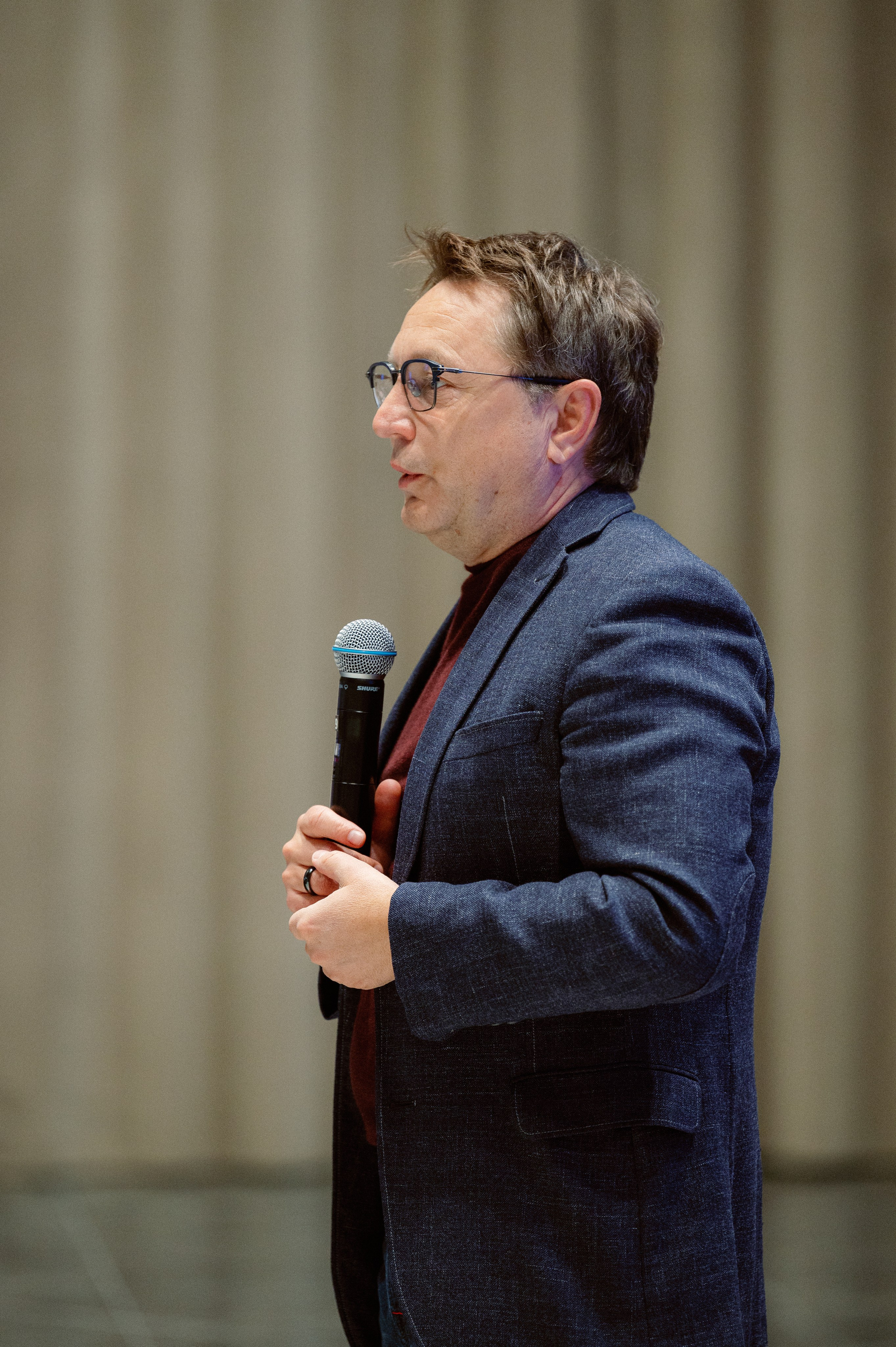 Газпром конференция. Фотограф Павел Петров г. Тюмень