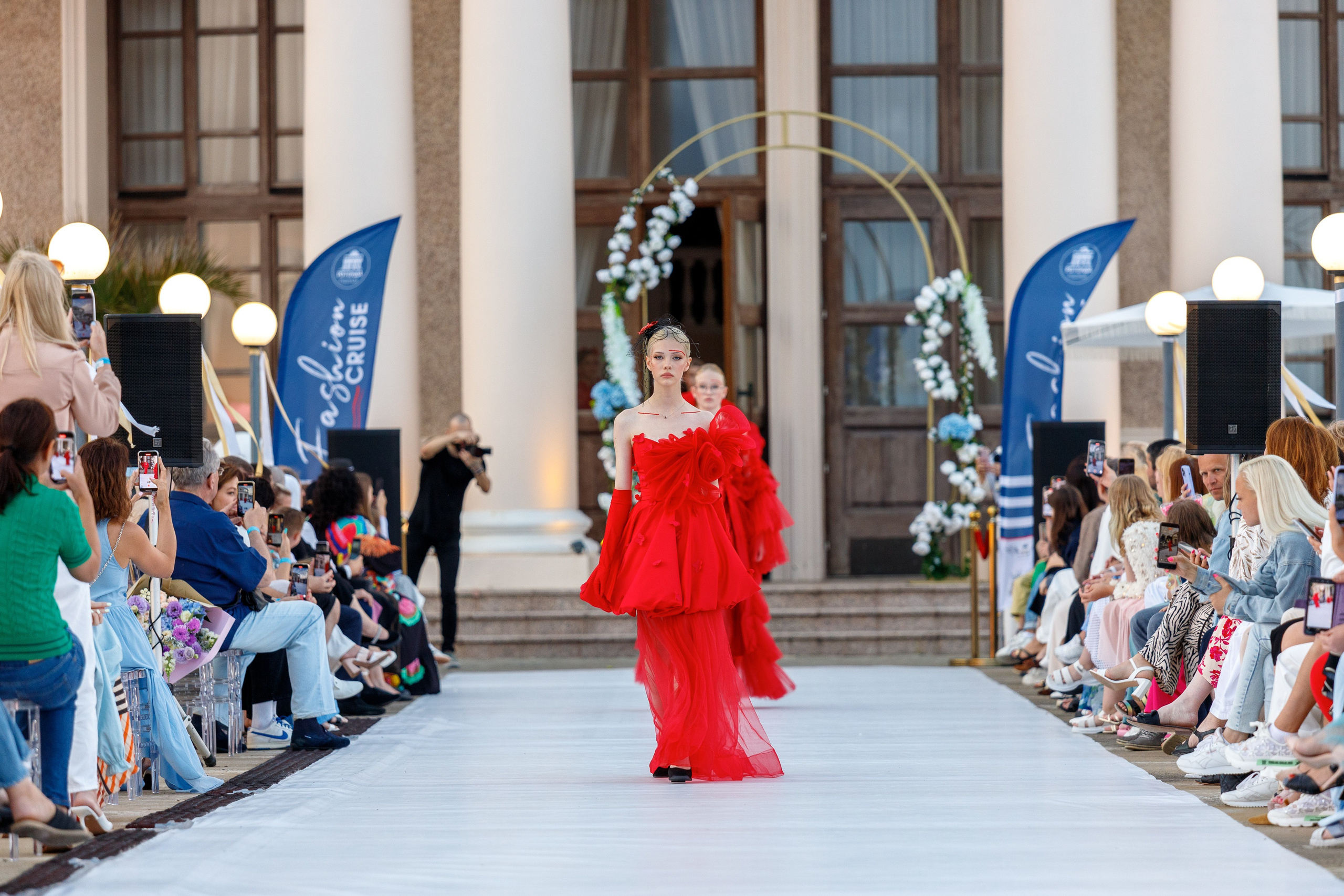29 Fashion Cruise. Интерьерный и фуд фотограф в Иркутске Дмитрий Арно