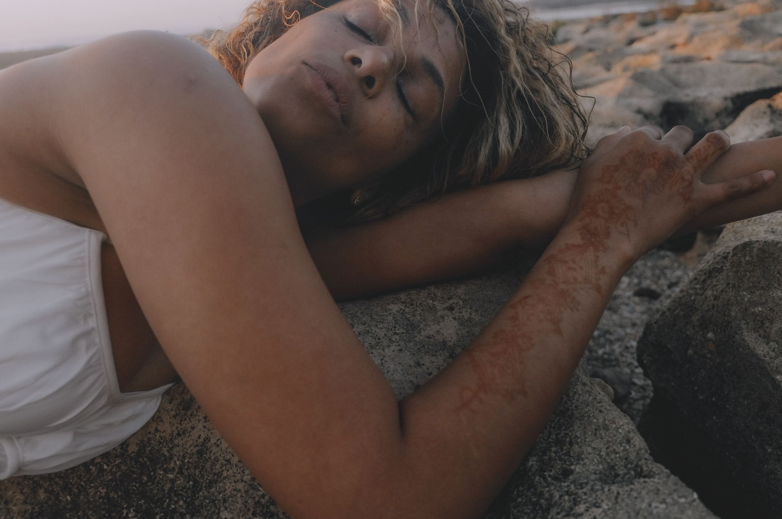 PORTRAITS & EDITORIAL. Olga Popova — Photographer in Morocco