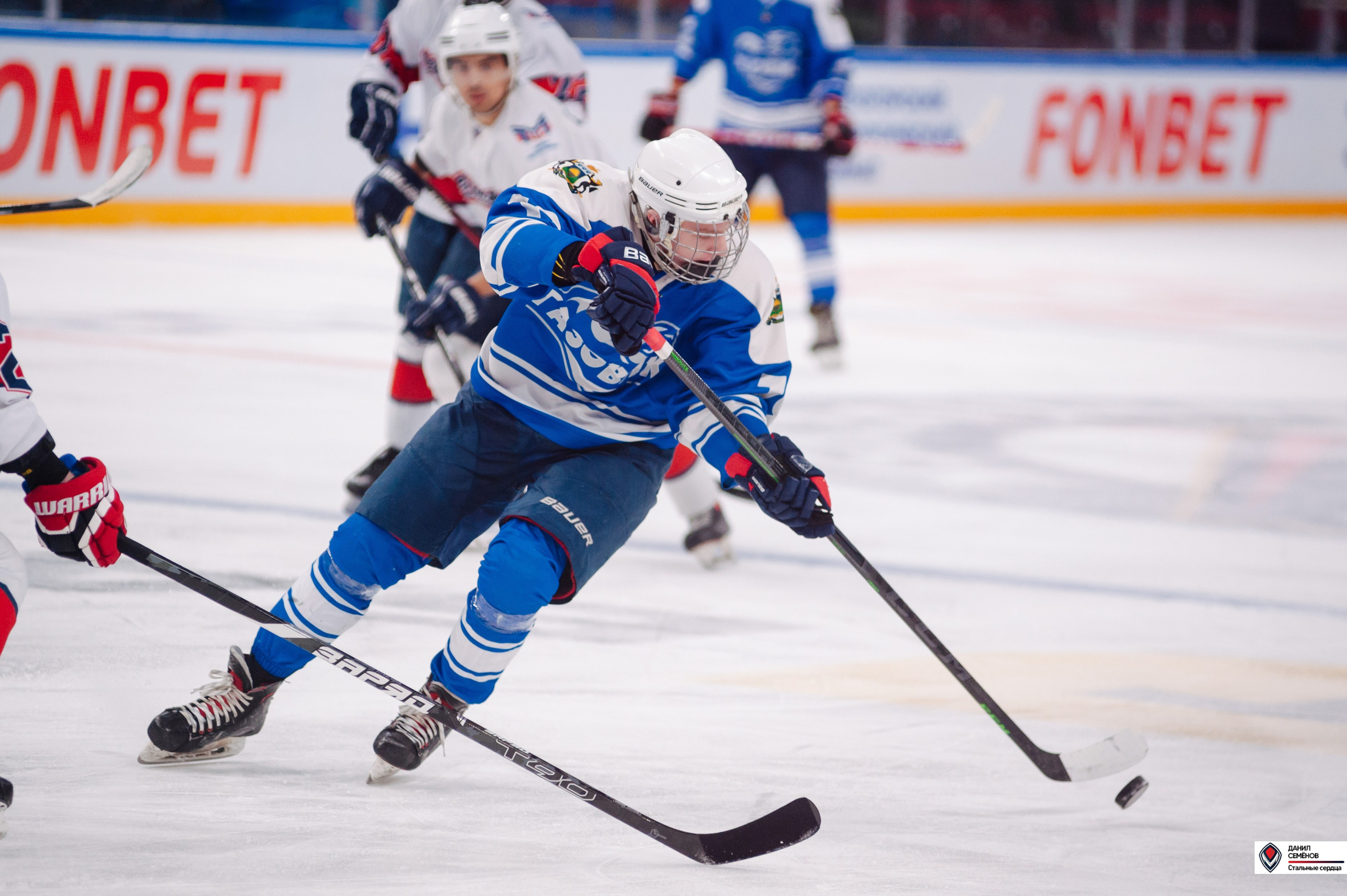 Чемпионат СХЛ. Стальные сердца — Газовик. Фотограф Магнитогорск Данил Семенов