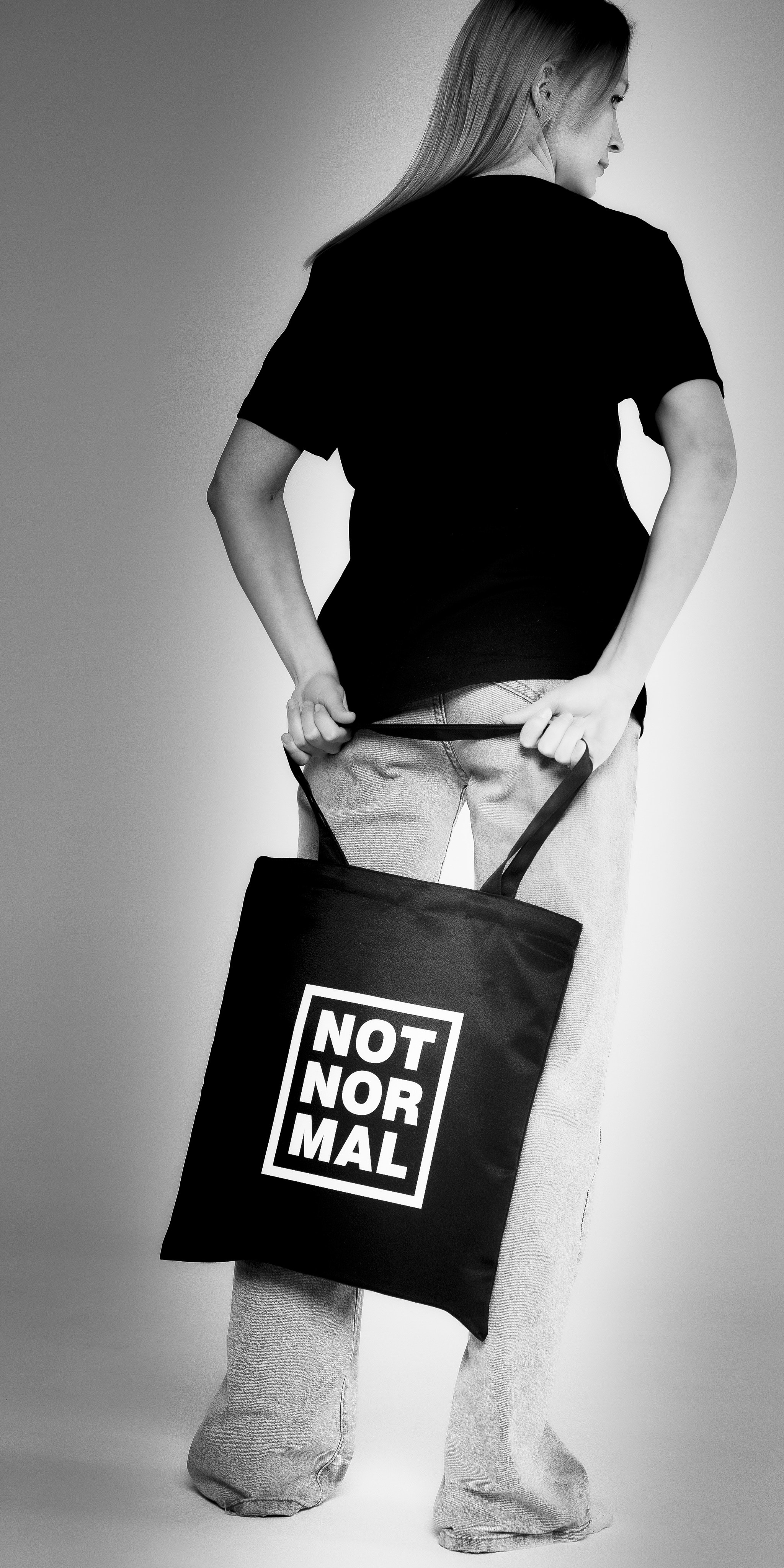 NOT NOR MAL. Фотограф