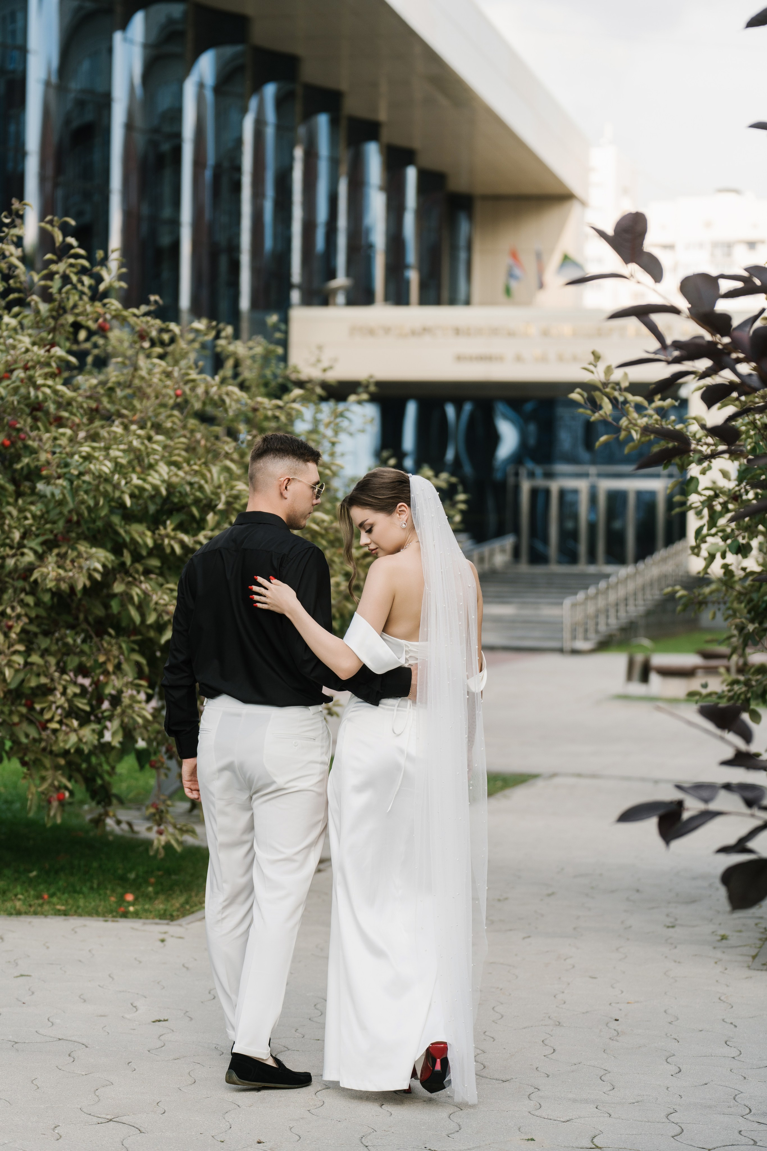 К | В. Свадебный и семейный фотограф в Новосибирске Светлана Варутина