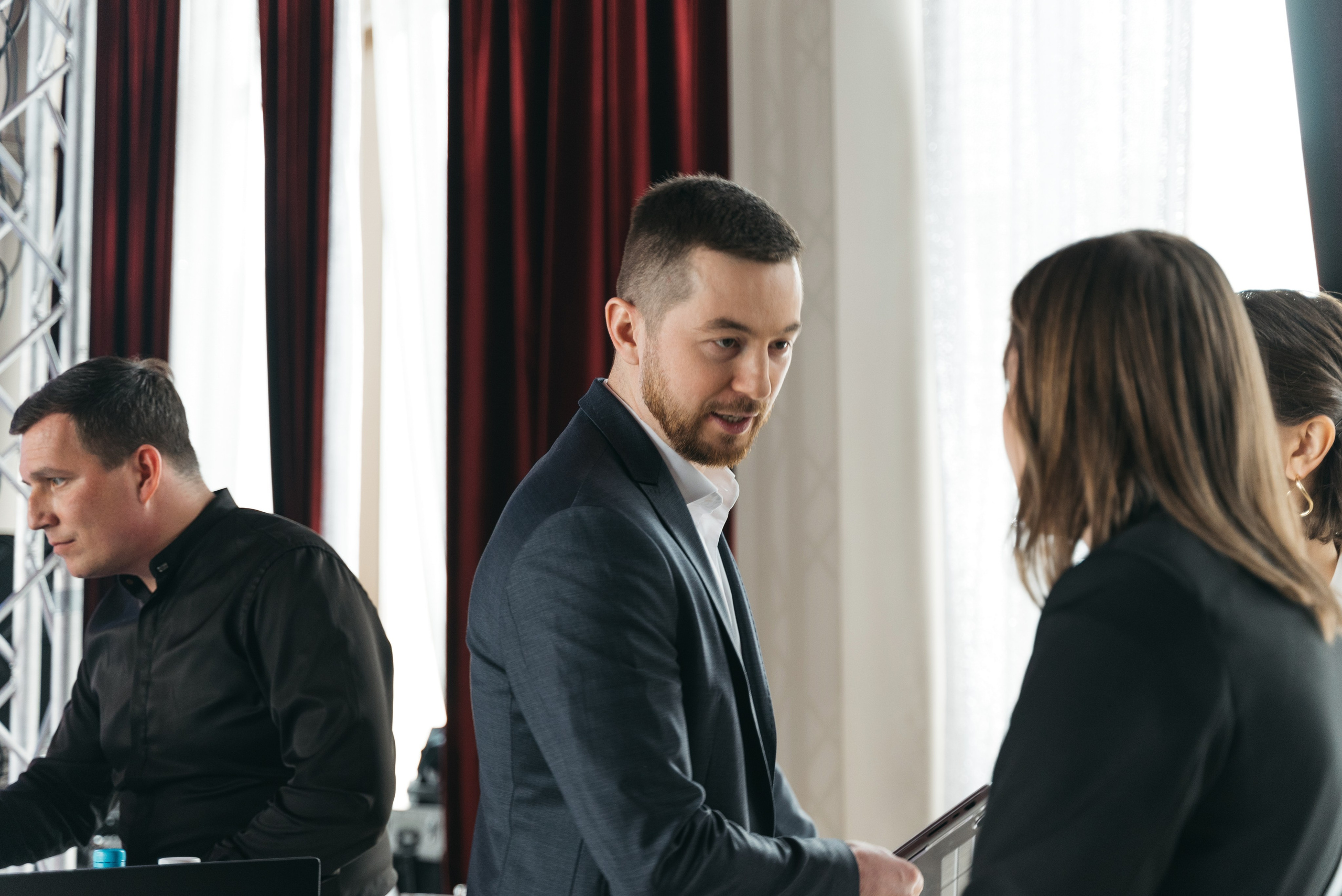 Backstage 23.03.24. Репортажный и свадебный фотограф в Сургуте