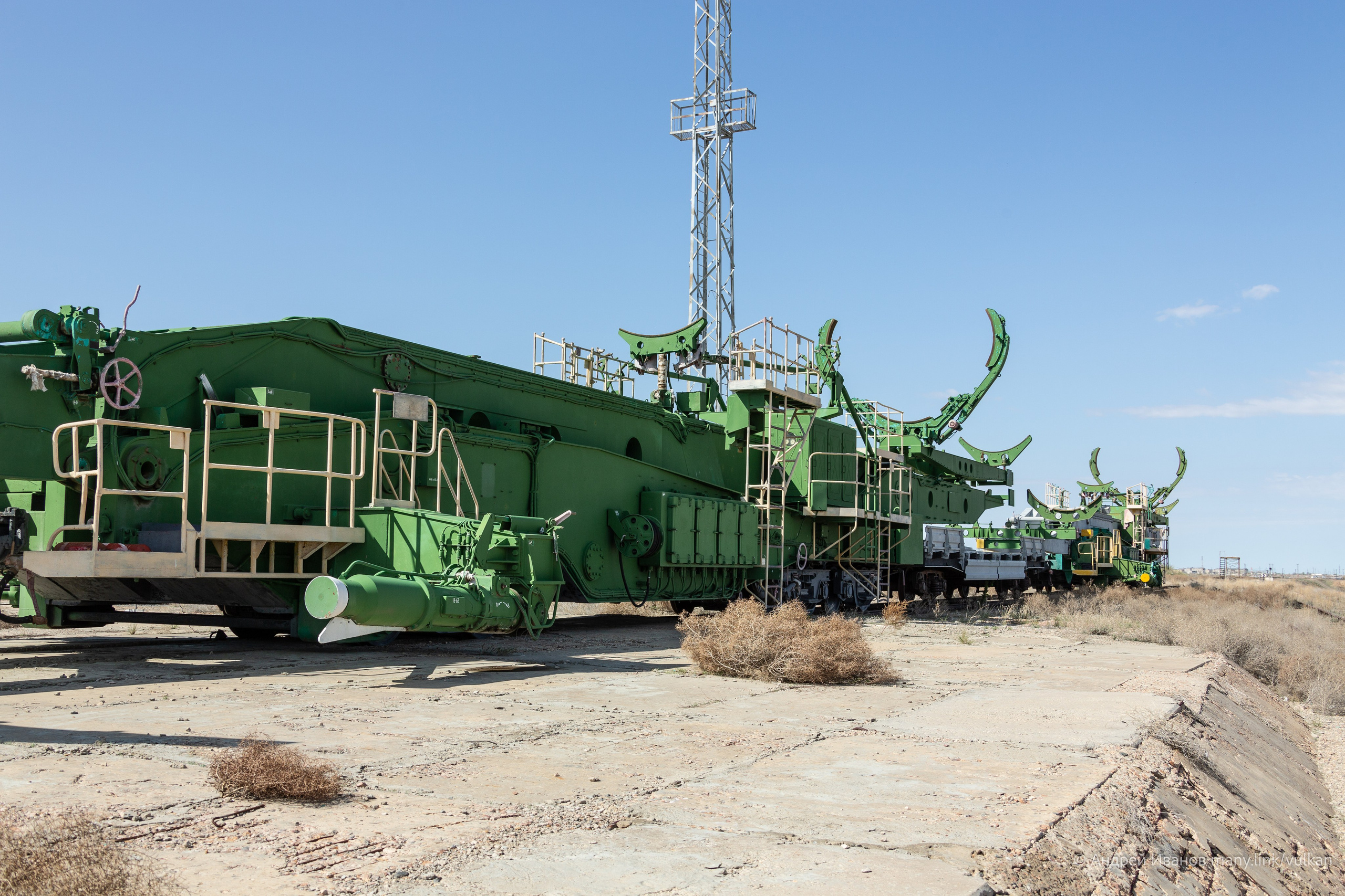 Перелёт на Байконур в 2026 г на самолётах АОН. Фотоальбом показывающий увлекательный мир авиации и мир медведей Андрея Иванова