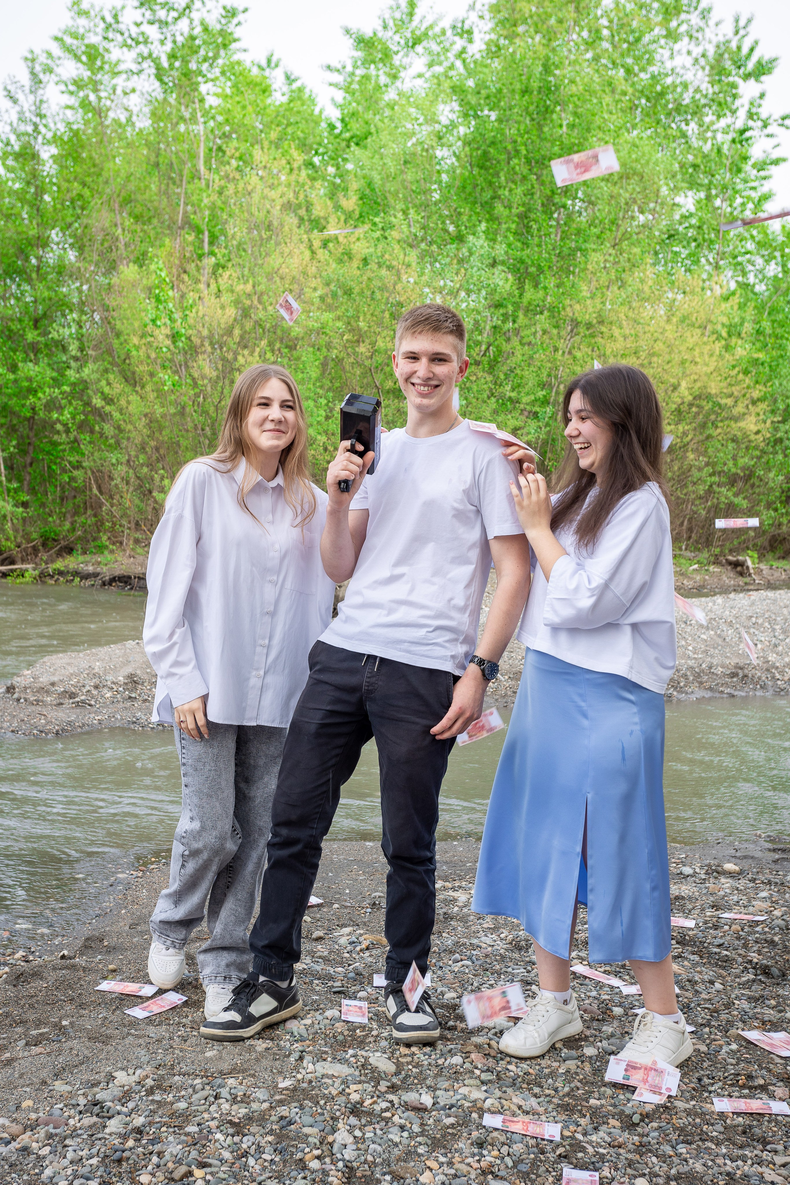Уличная фотосессия на выпускной альбом. Выпускные альбомы Майкоп, Краснодар Елена Золотарева