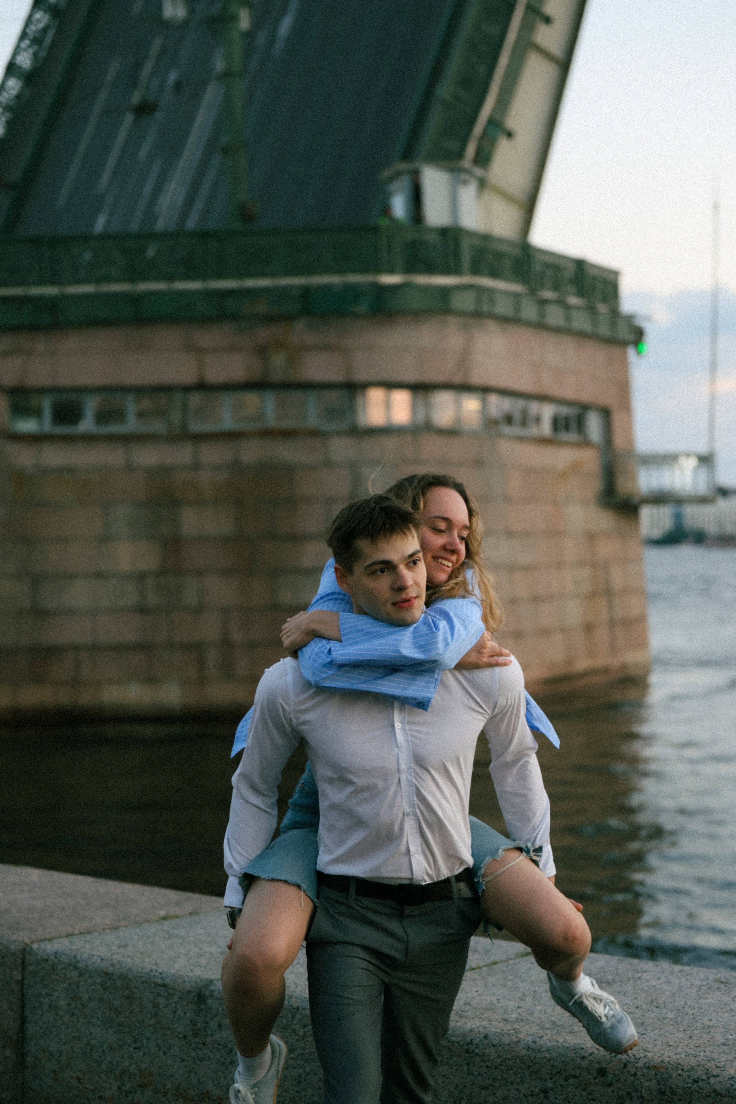 Глеб и Вероника мосты. Фотограф НатаФото (Наталья Яковенко) Дмитров Москва Питер