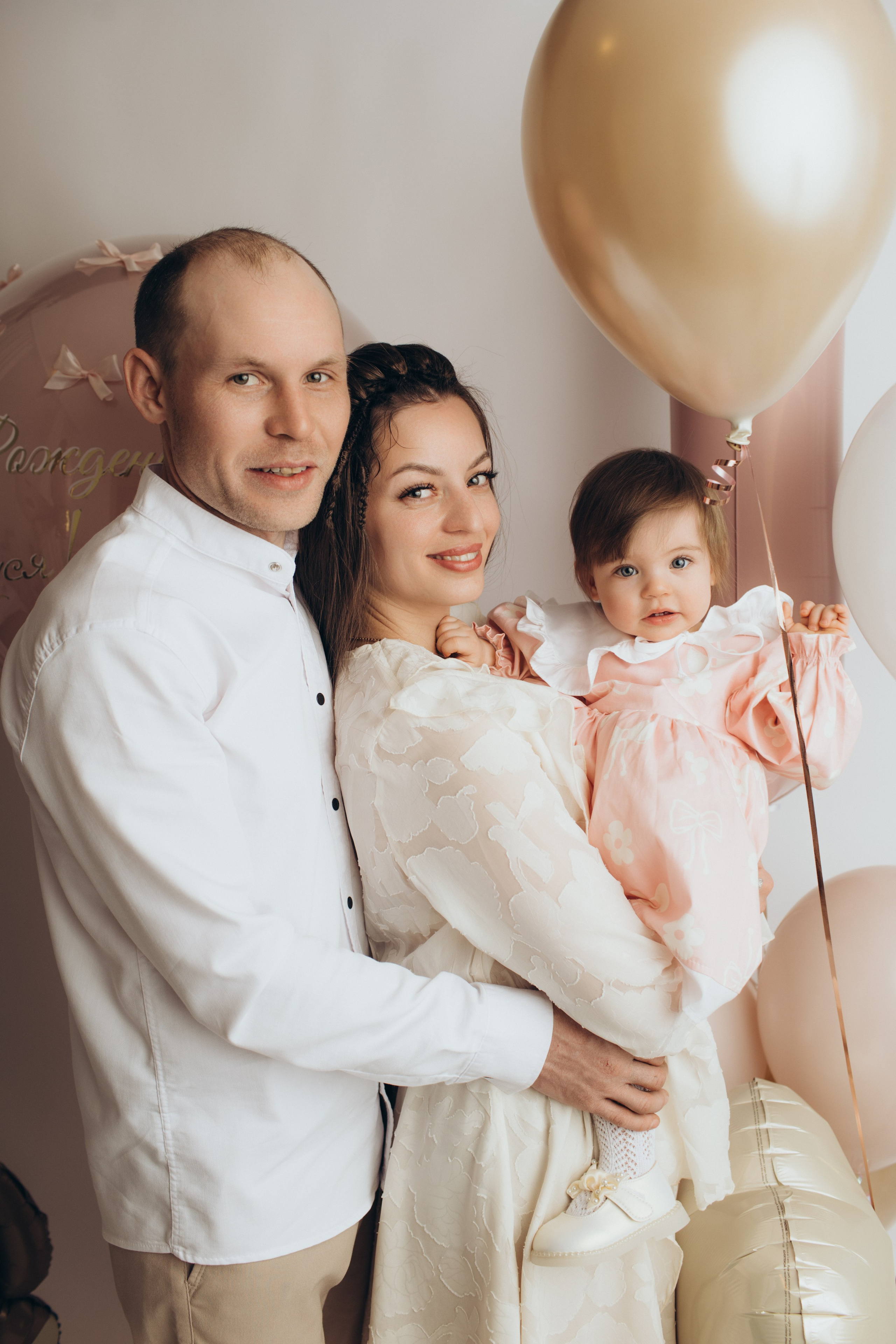 Фотосессия Первый Годик. Фотостудия для новорожденных и малышей в Твери — На ручки