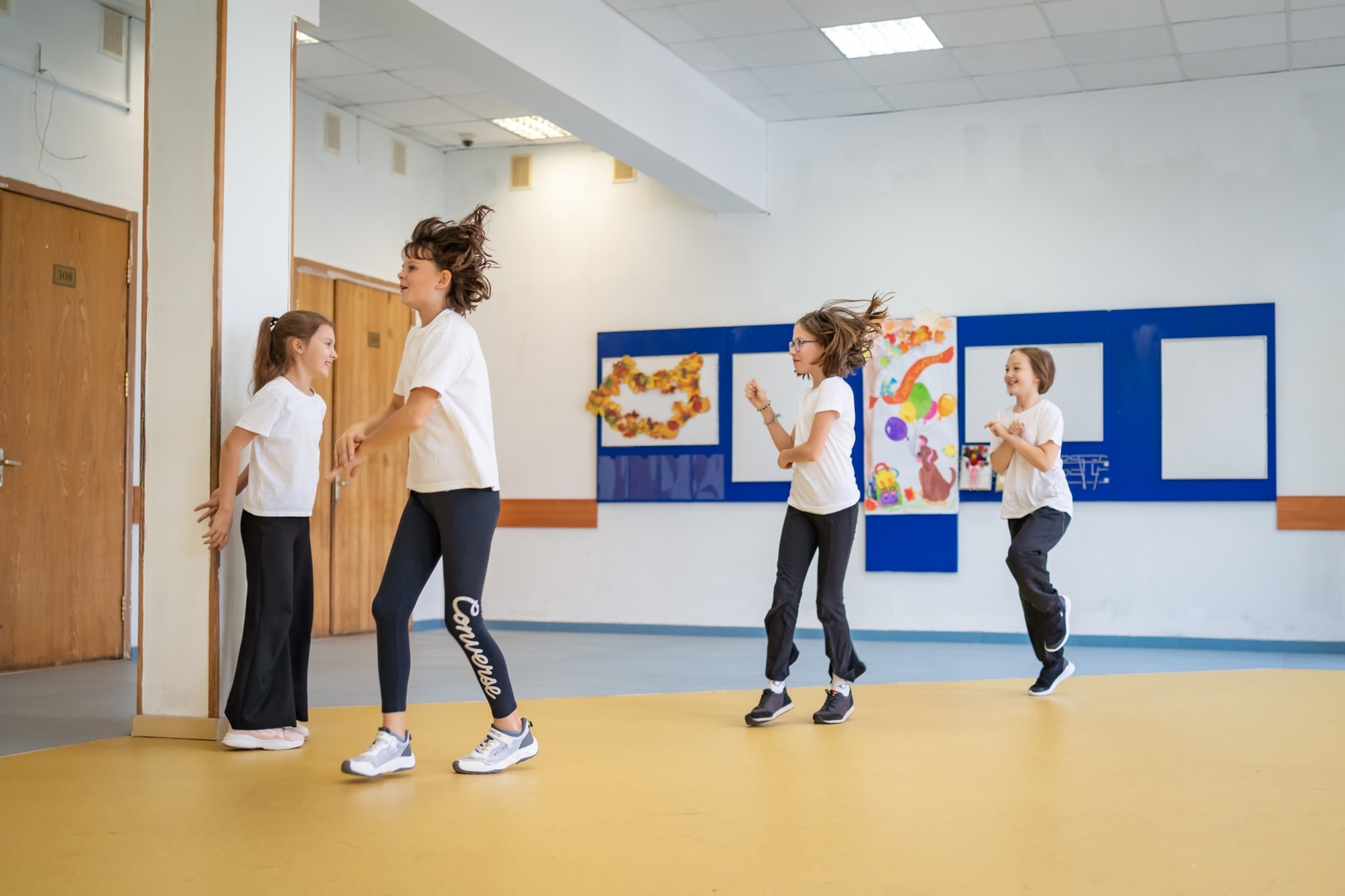 Выпускники начальной школы. Семейный фотограф Варвара Сорока в городе Москве