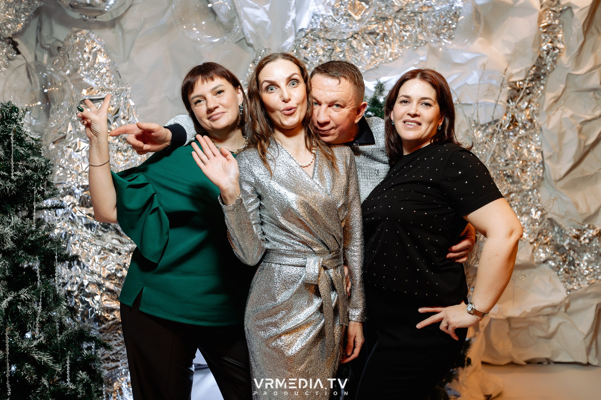 Новогодний вечер в ресторане «Лазурный Берег»