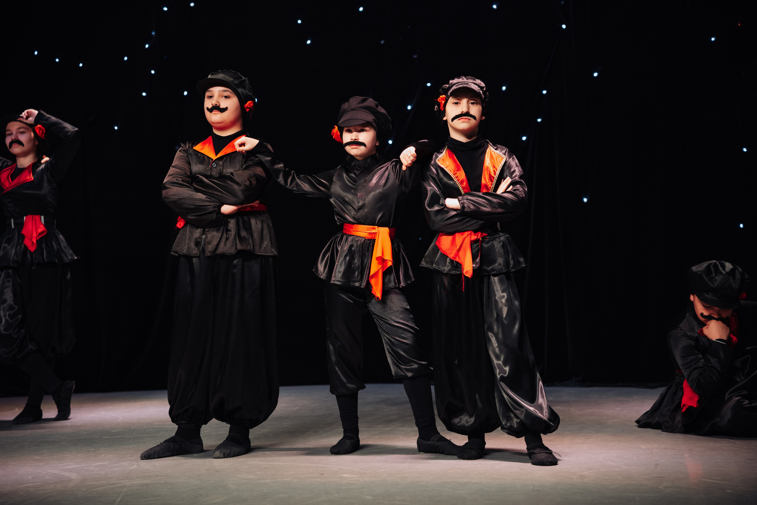 Благотворительный концерт в помощь Артему Сардаряну. Фотограф Артем Севостьянов. Профессиональная фотосъемка в Ногинске, Москве, Московской области и за границей