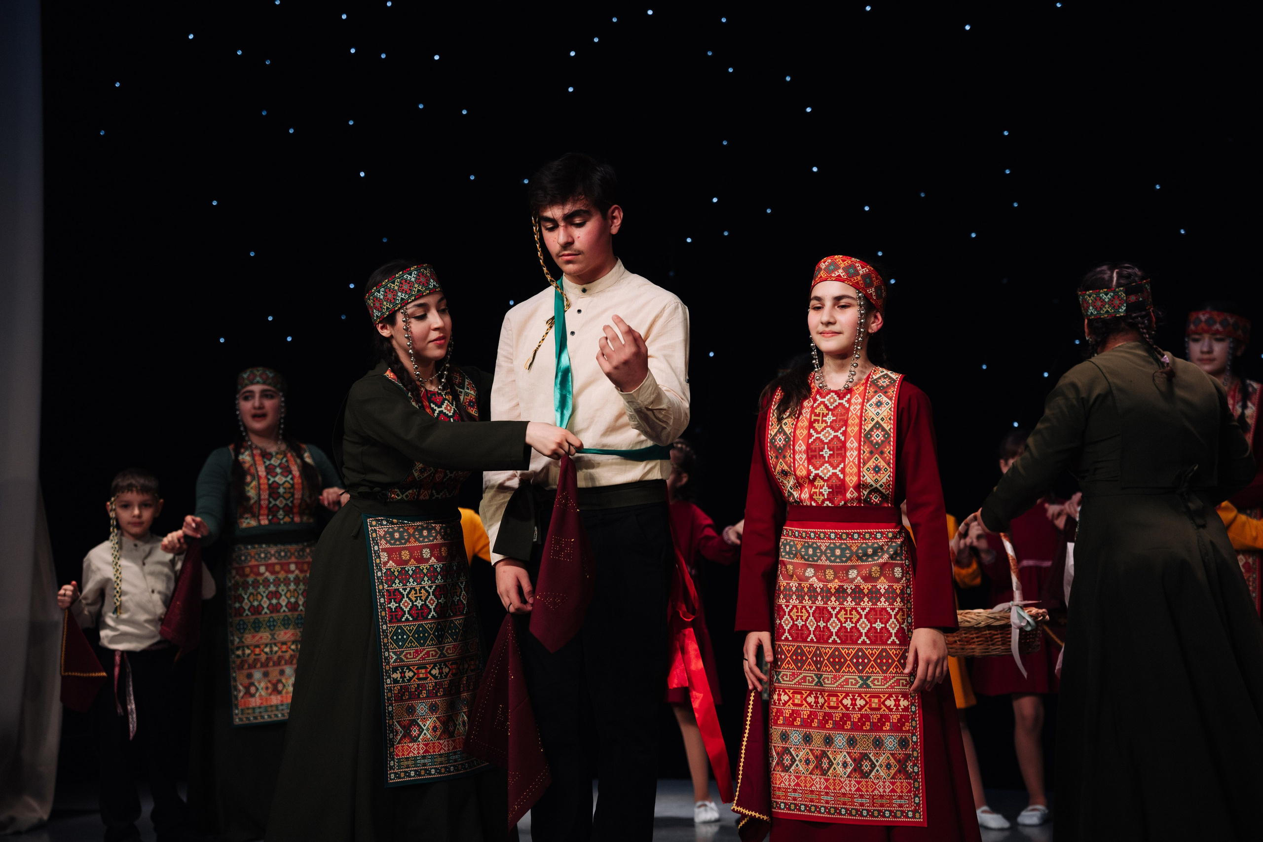 Благотворительный концерт в помощь Артему Сардаряну. Фотограф Артем Севостьянов. Профессиональная фотосъемка в Ногинске, Москве, Московской области и за границей