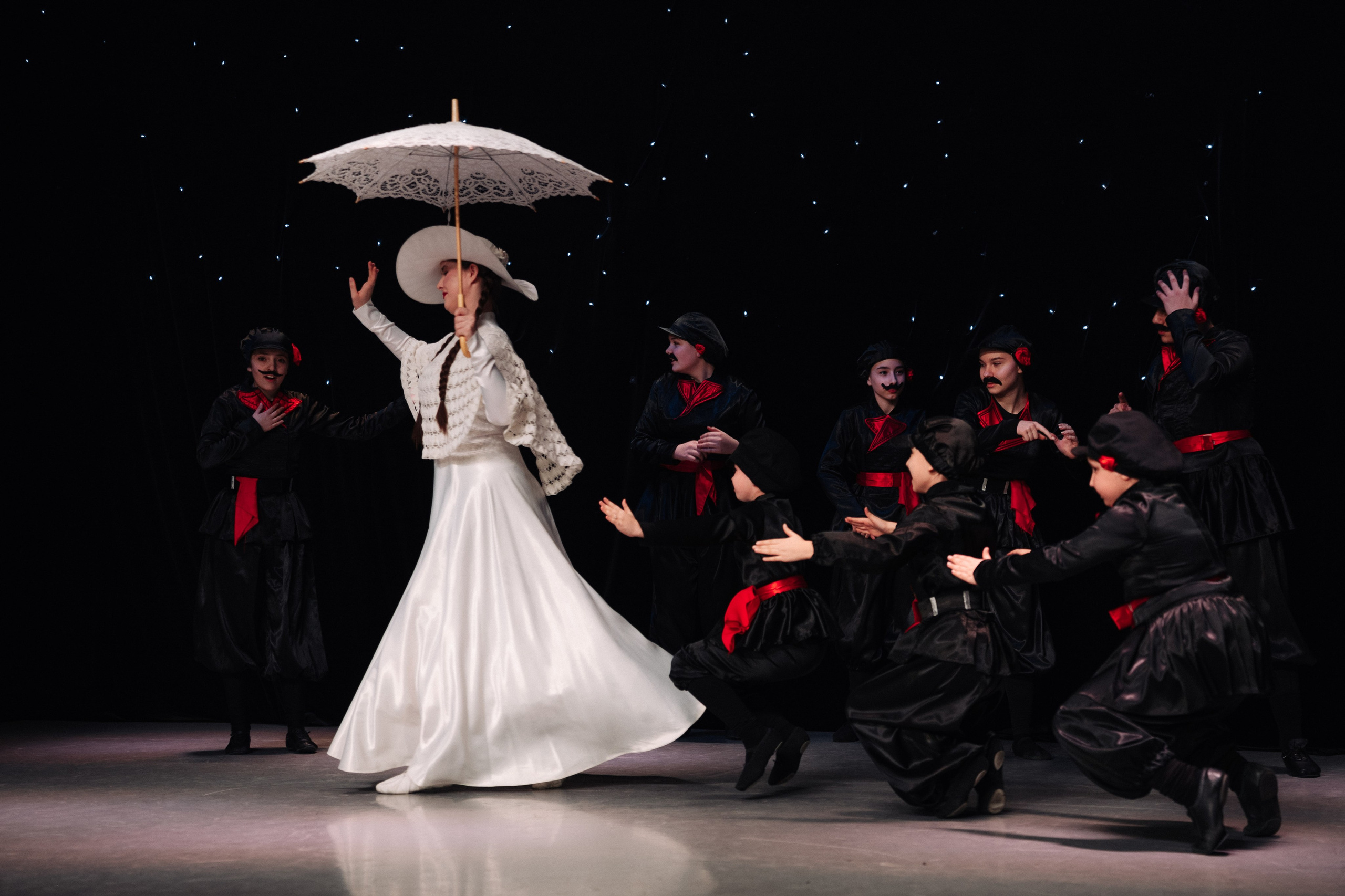 Благотворительный концерт в помощь Артему Сардаряну. Фотограф Артем Севостьянов. Профессиональная фотосъемка в Ногинске, Москве, Московской области и за границей