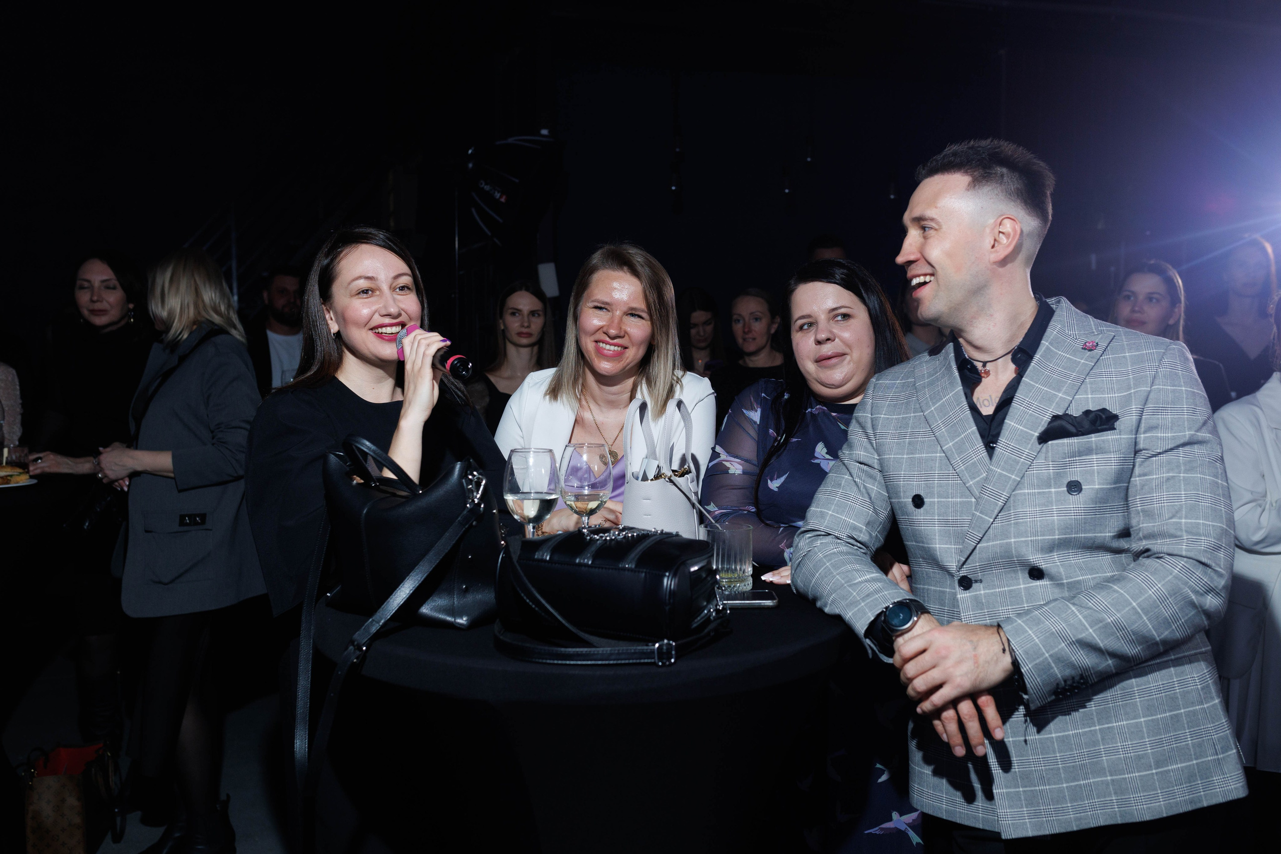 EventEffect HR вечеринка. Репортажный и портретный фотограф во Владивостоке Шегай Андрей