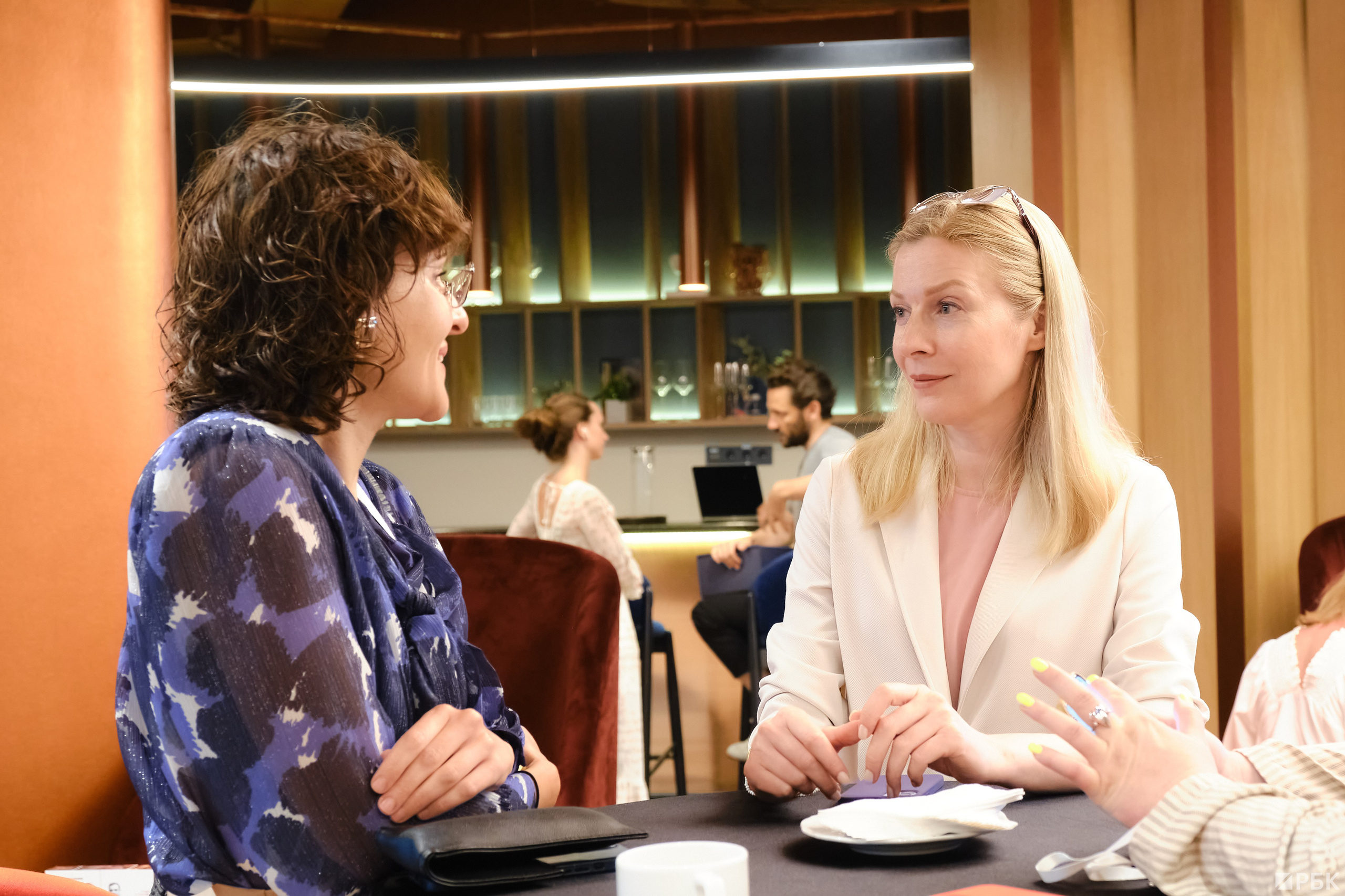 Репортаж в БК «Атланты» для РБК. Профессиональный фотограф в Москве Павел Жданов