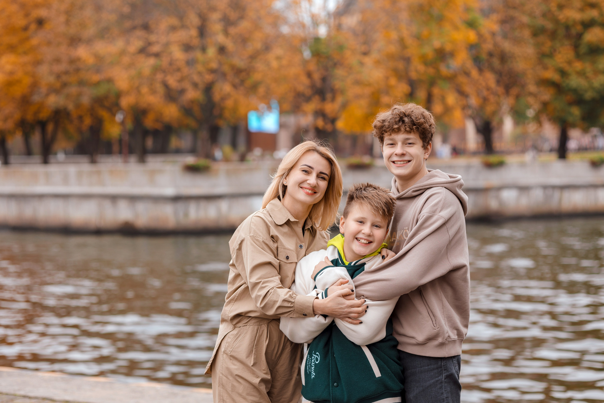 Семейная, золотая осень. Фотограф в Калининграде свадебная фотография, репортажная, фотосессии