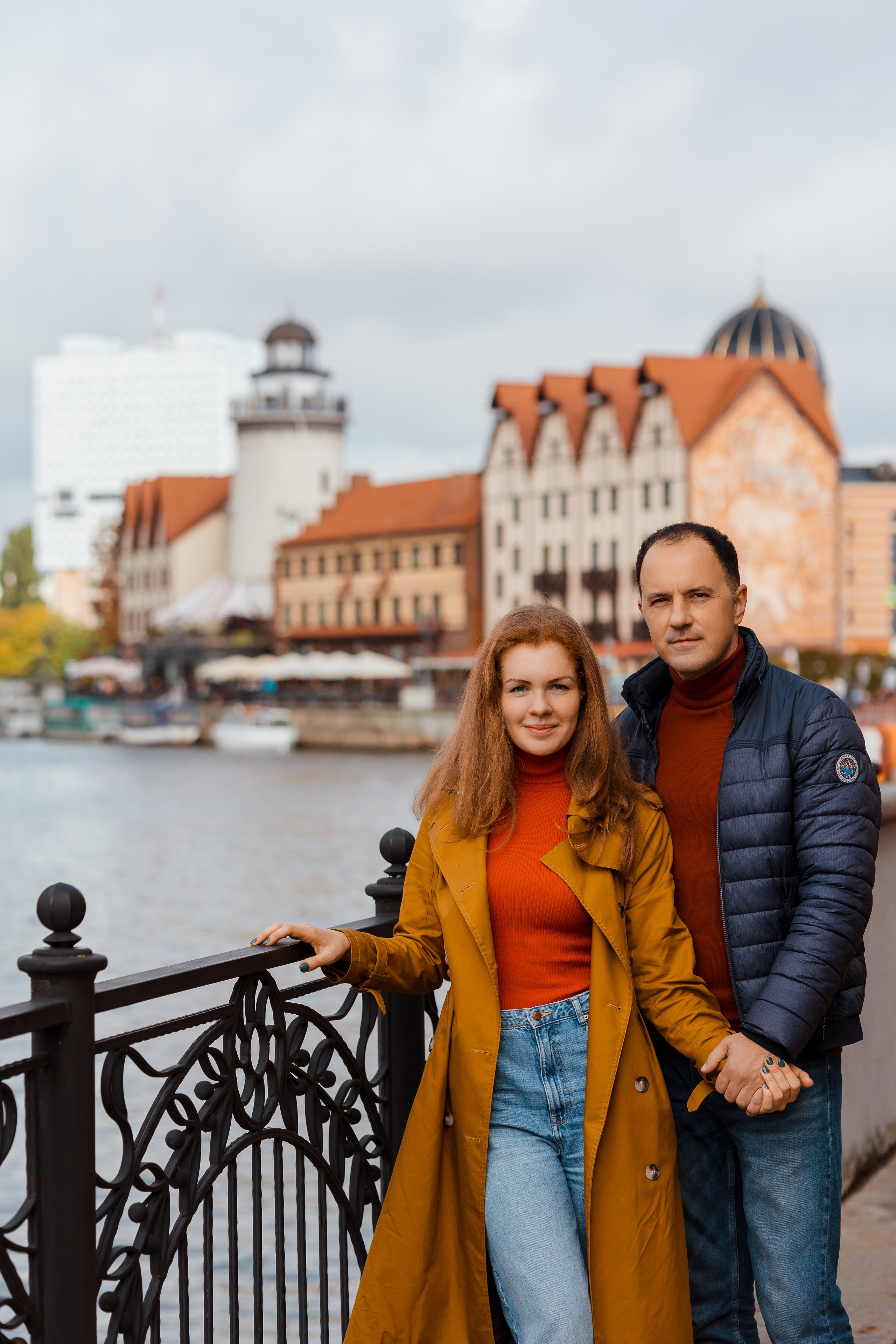 Семейная Рыбная деревня, остров Канта осень. Фотограф в Калининграде свадебная фотография, репортажная, фотосессии