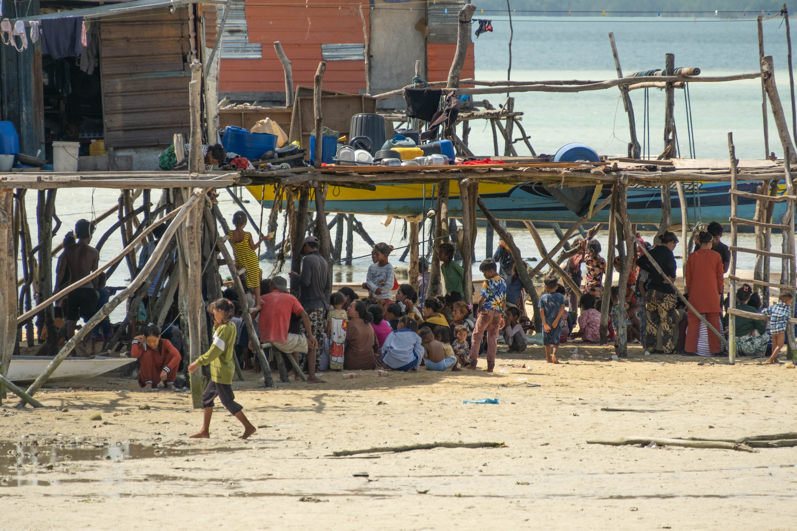 Остров. Цыгане. Фотографии из путешествий