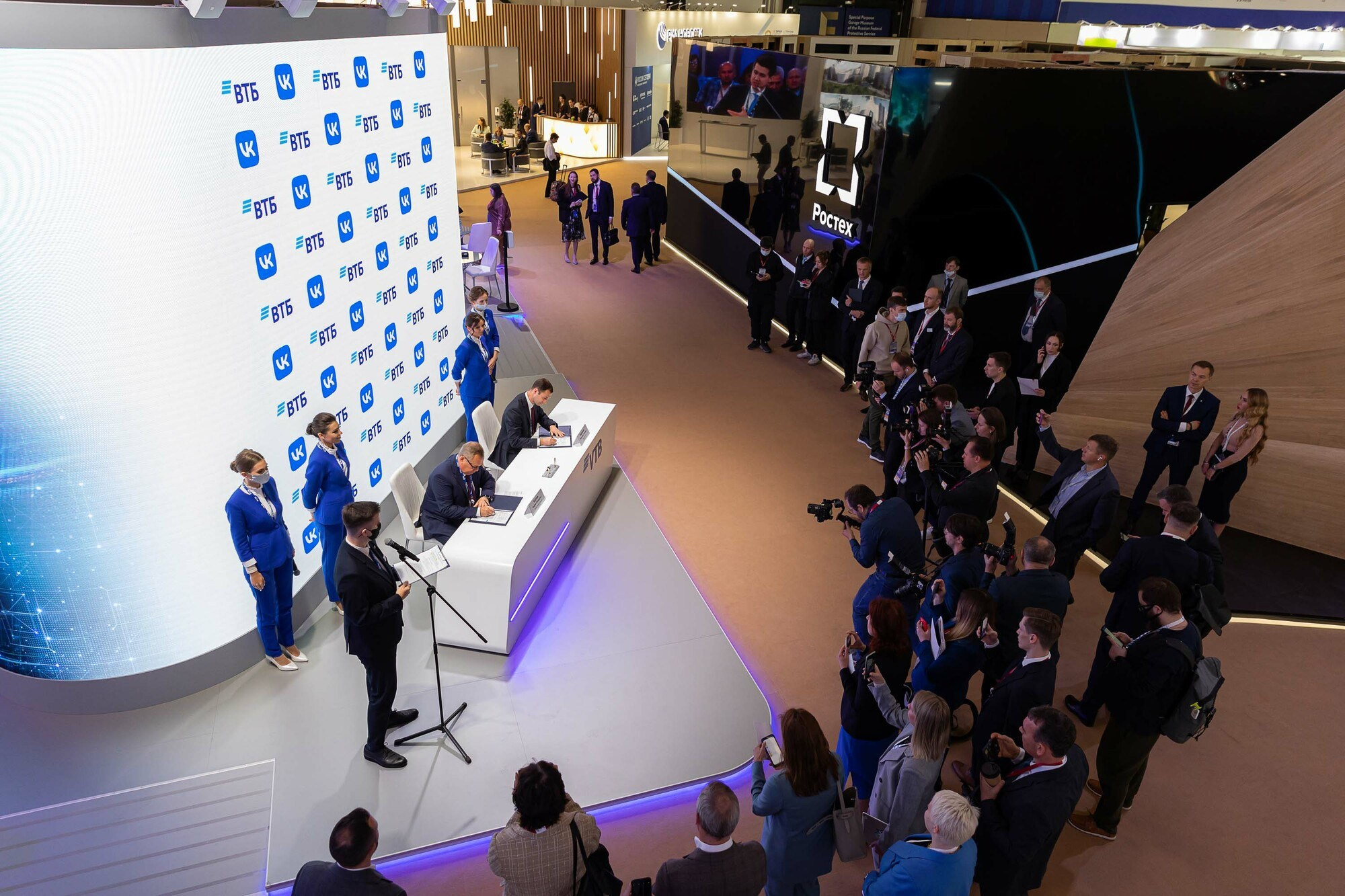 Репортаж с Петербургского международного экономического форума