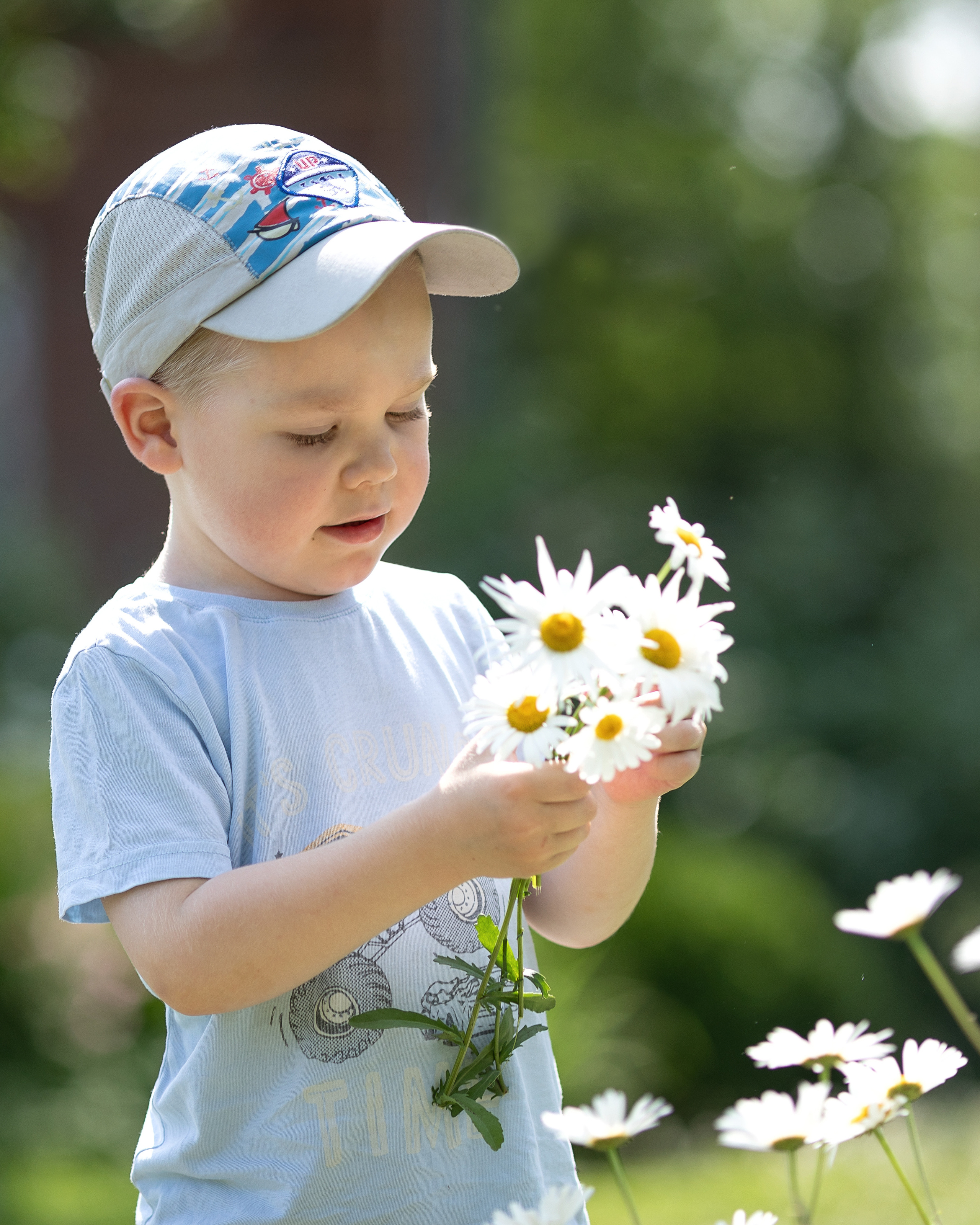 Ромашки для мамы. Фотограф Анна Телекаева, выпускные альбомы, семейные и репортажные съемки в Омске