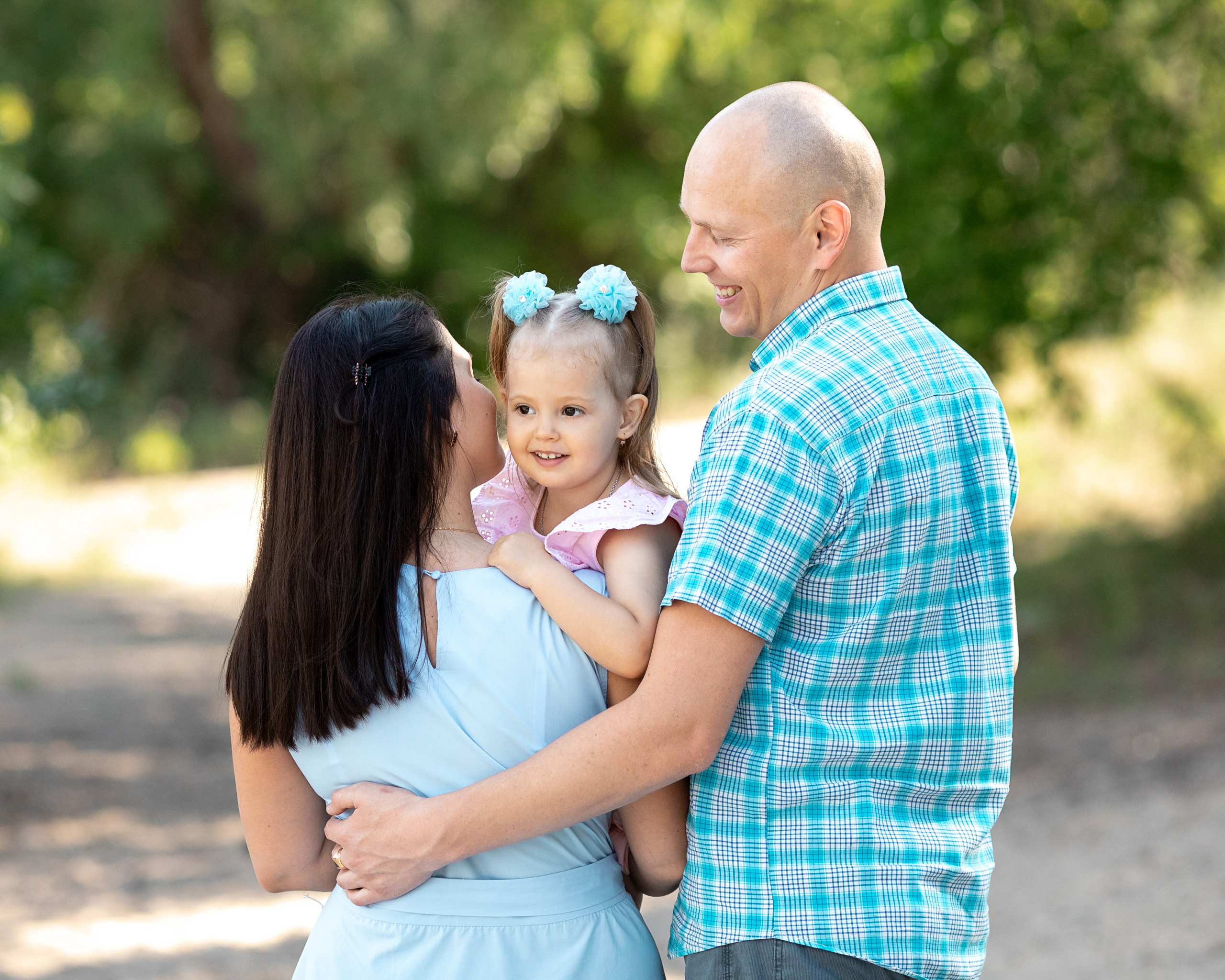 Дружная семья. Фотограф Анна Телекаева, выпускные альбомы, семейные и репортажные съемки в Омске