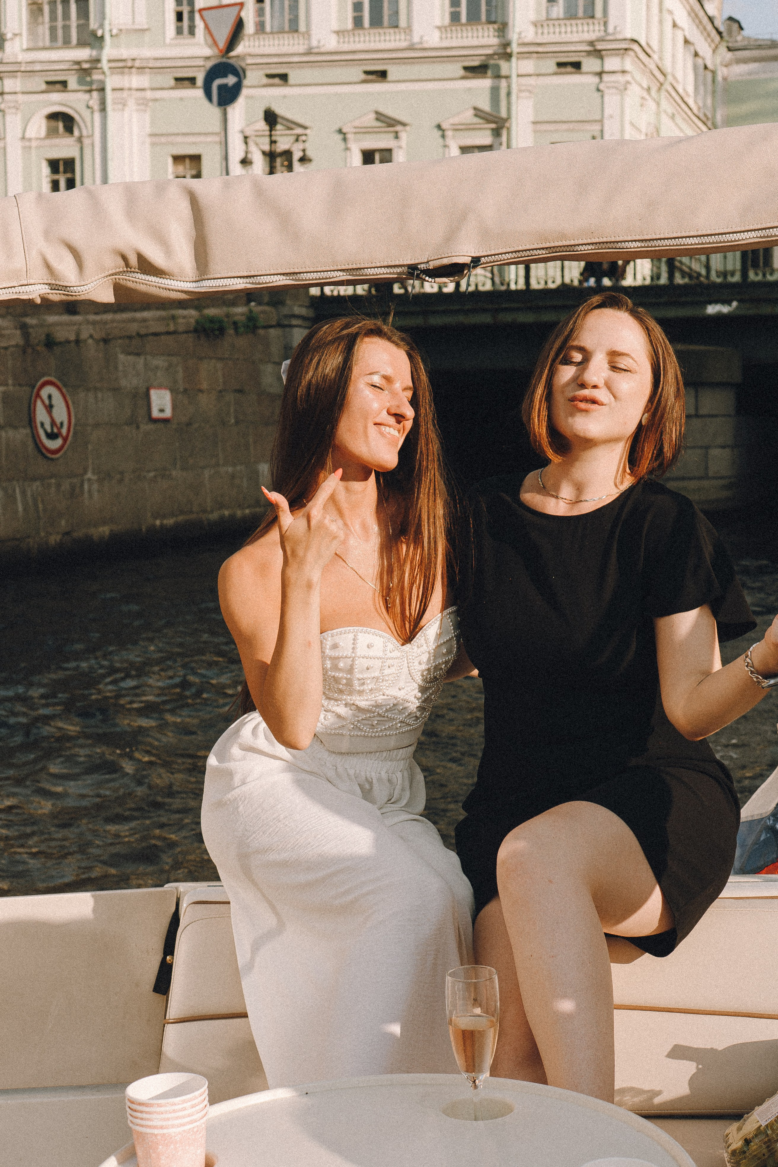 ДЕВИЧНИК НА КАТЕРЕ. Профессиональный фотограф, Санкт-Петербург — Виктория Богомолова