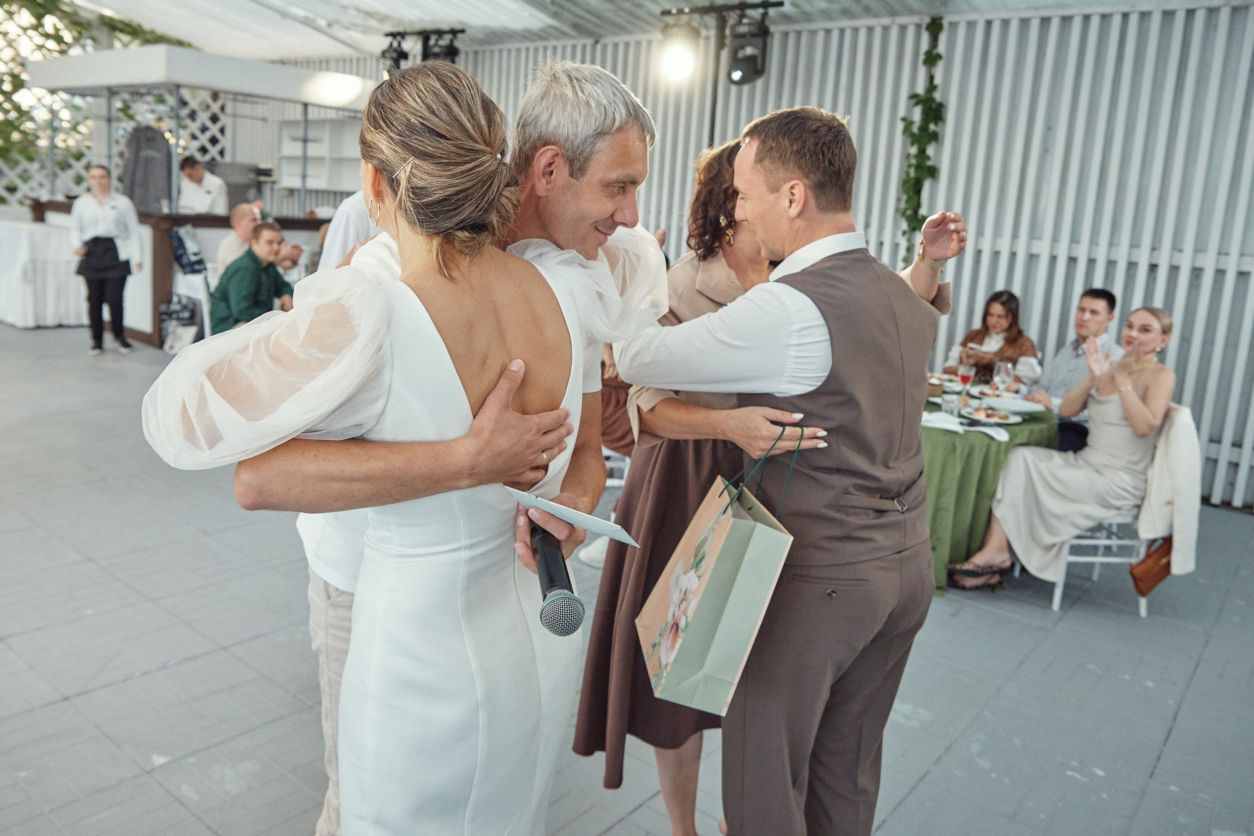 Счастье здесь. Свадебный фотограф Антон Артюшин. Работаю в Нижнем Новгороде и Москве