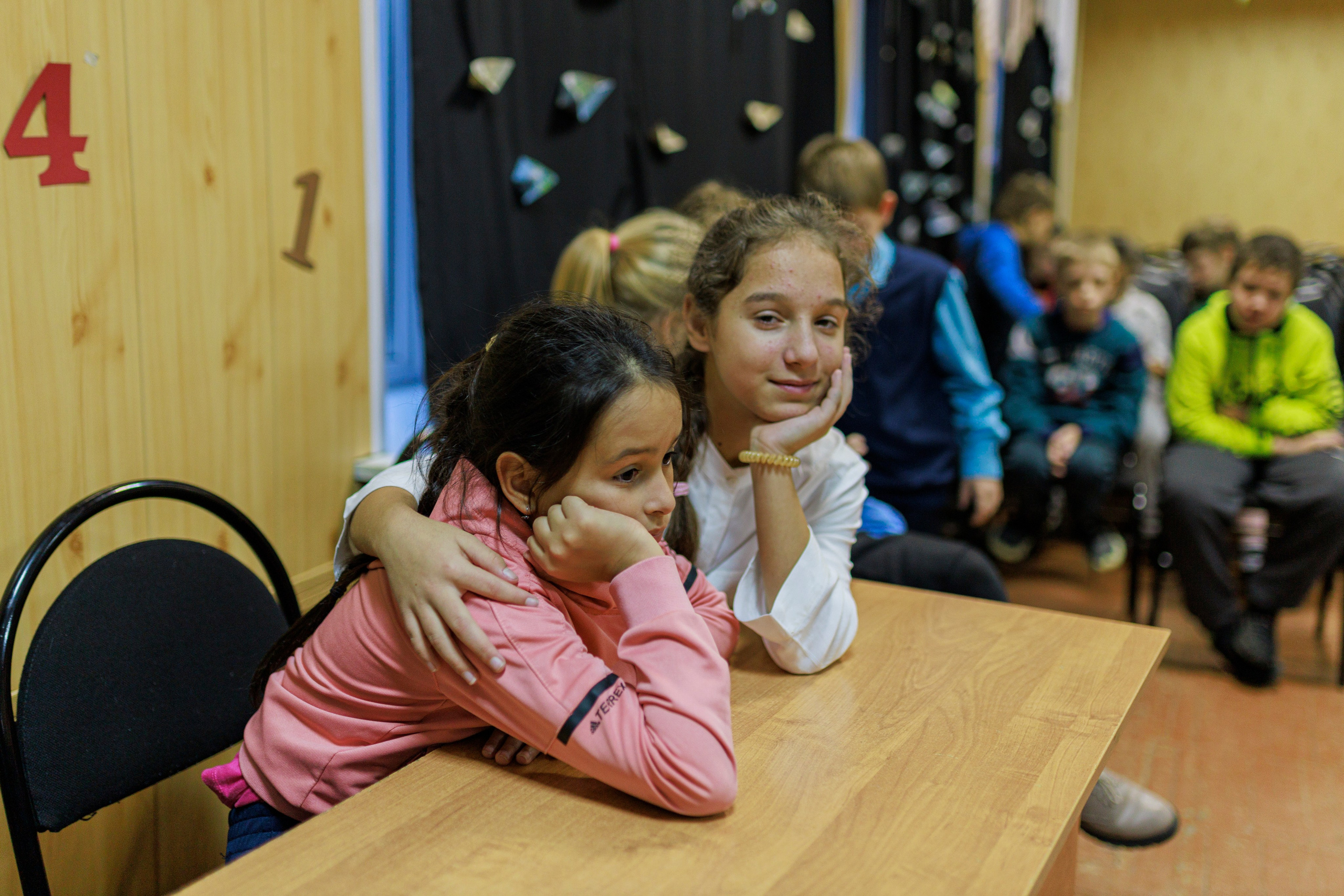 Репортажная сьёмка игры в шахматы в детском доме. Семейный и детский фотограф в Рязани Васюгова Мария