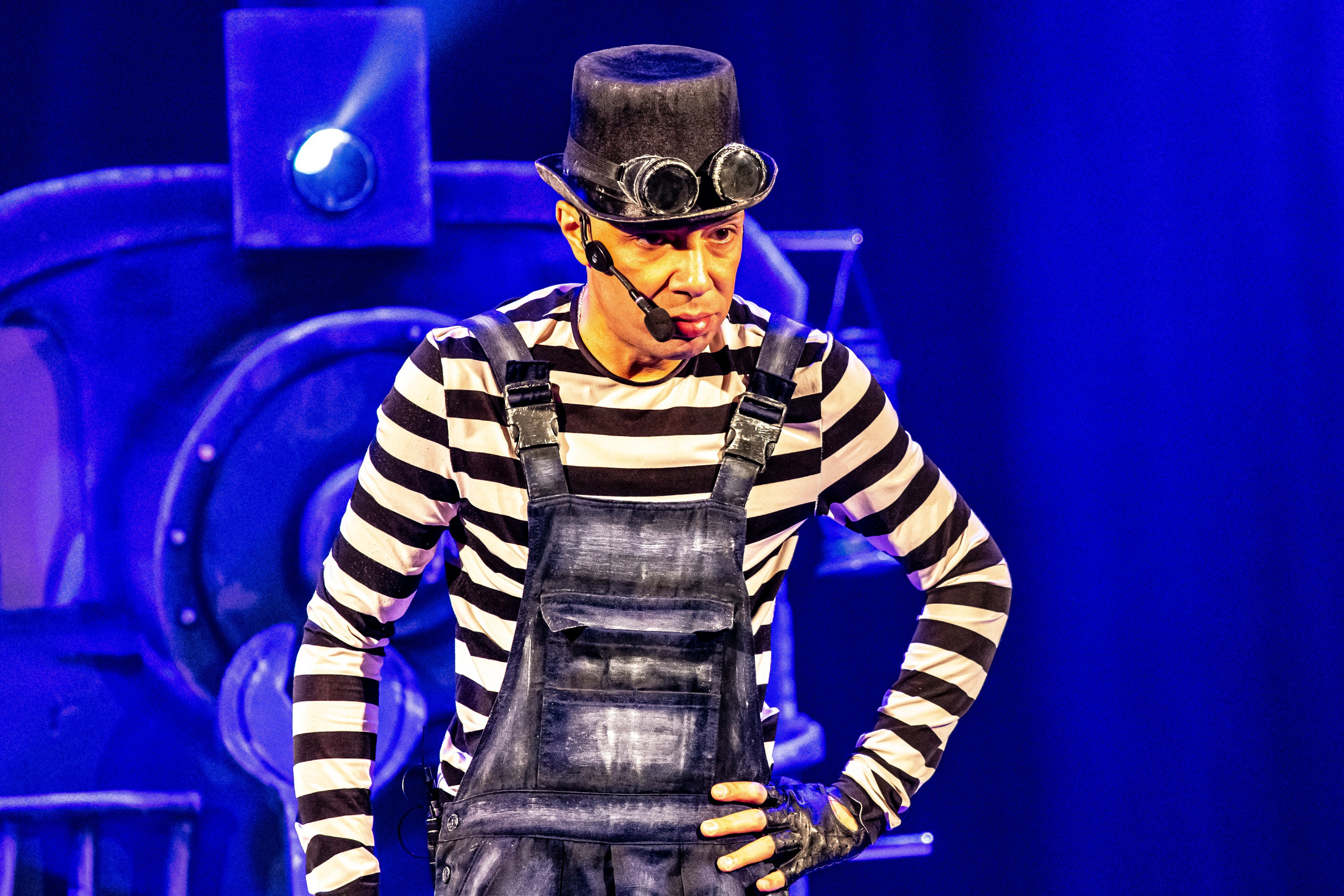 Театрп гномов или настоящие друзья. Фотограф в Сочи Юрий Шептаев