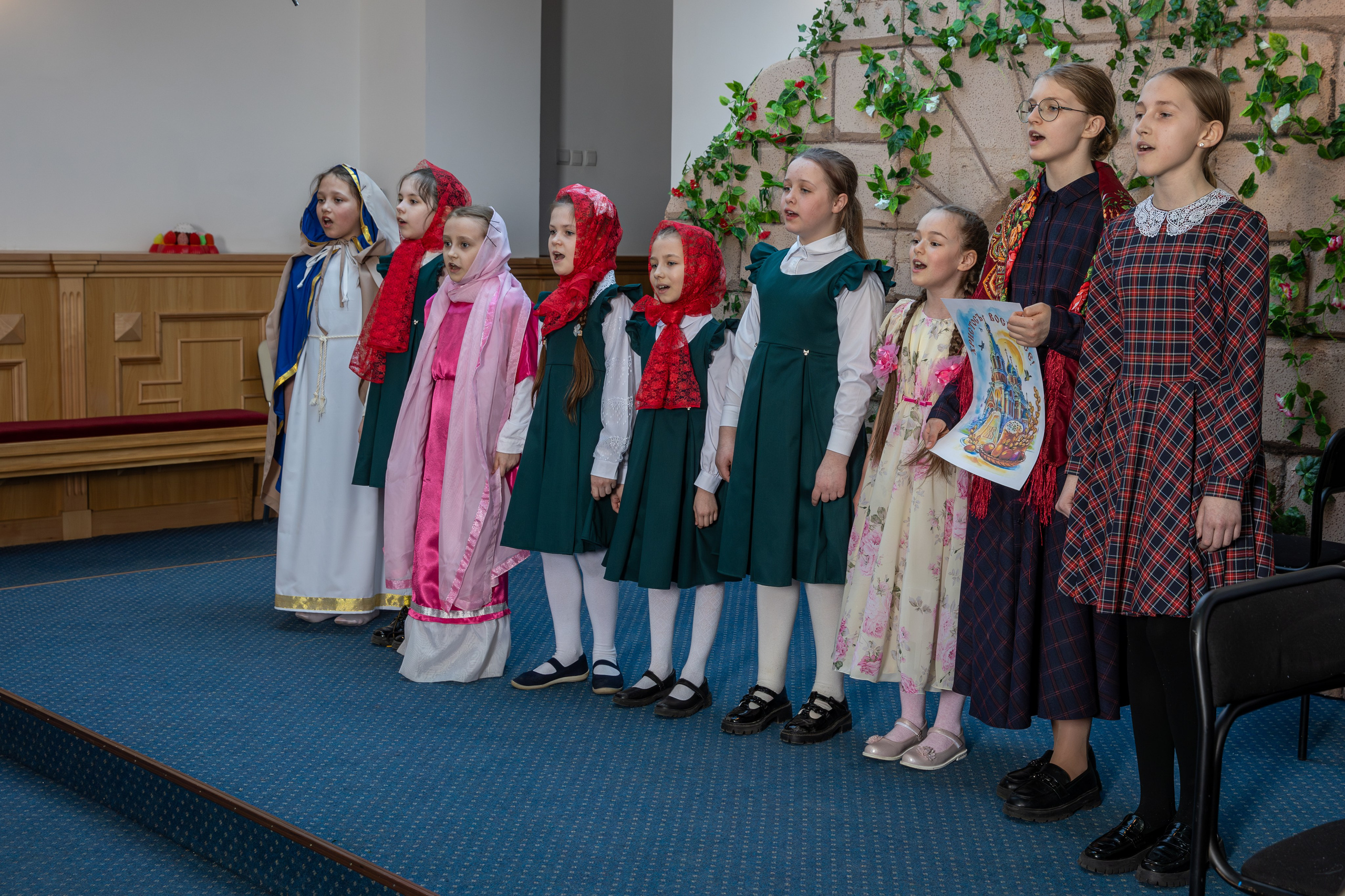 Пасхальный концерт Воскресная школа 2025. Фотограф Таинств Крещение и Венчания г. Магадан Власова Ульяна