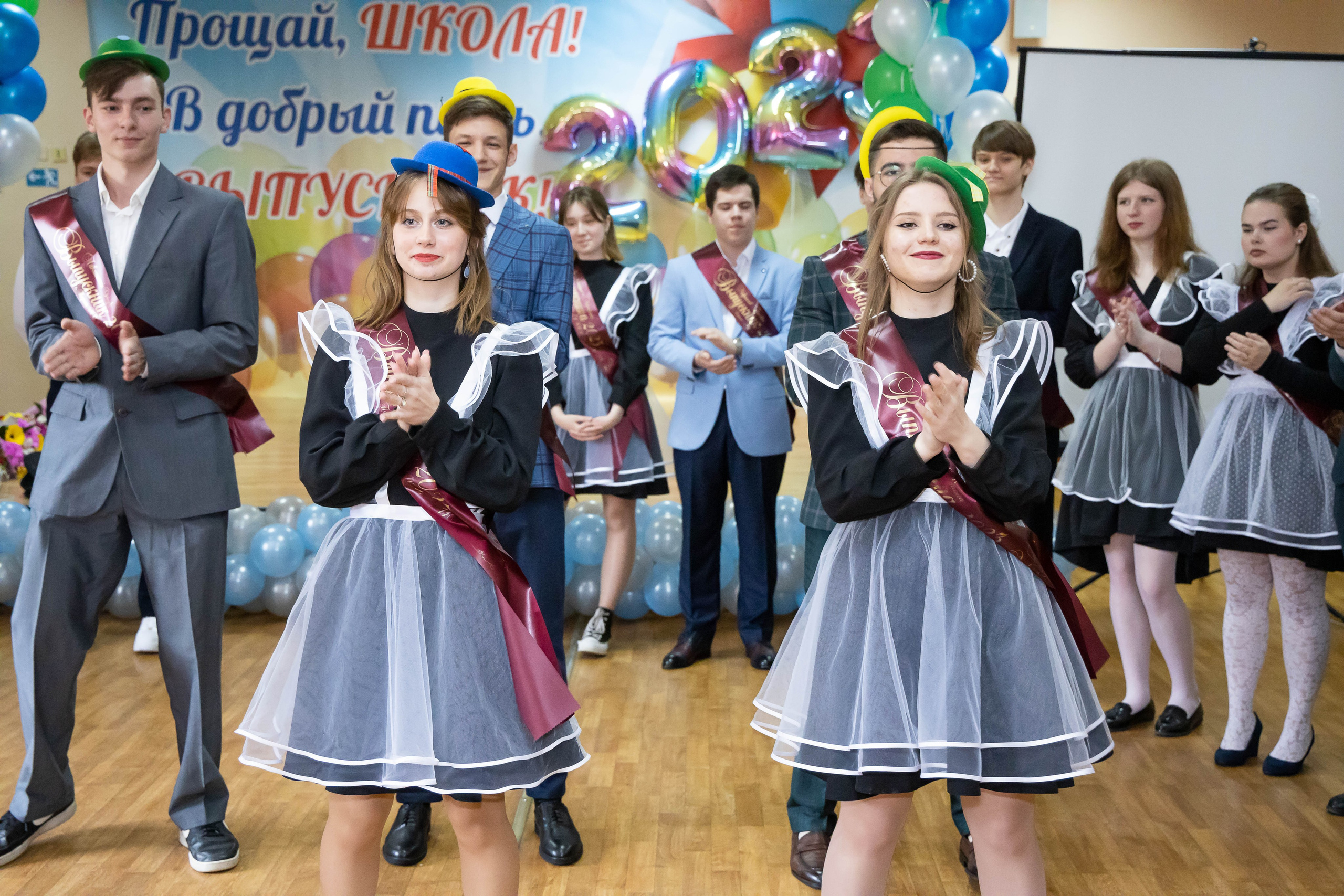 Последний звонок 11 кл. Свадебный фотограф в городе Подольск МО и Москва Крылова Ирина