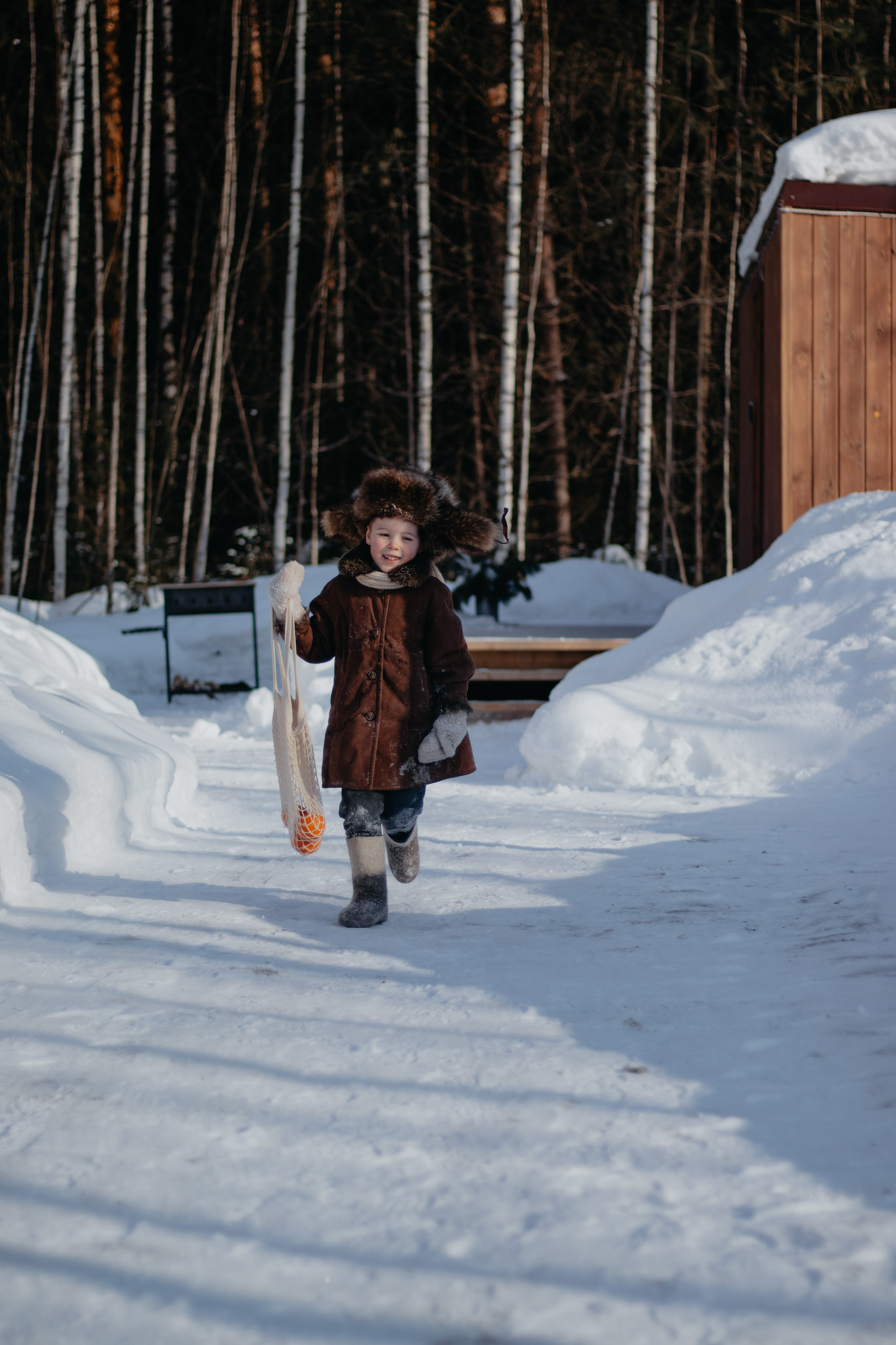 С 8 марта девочки