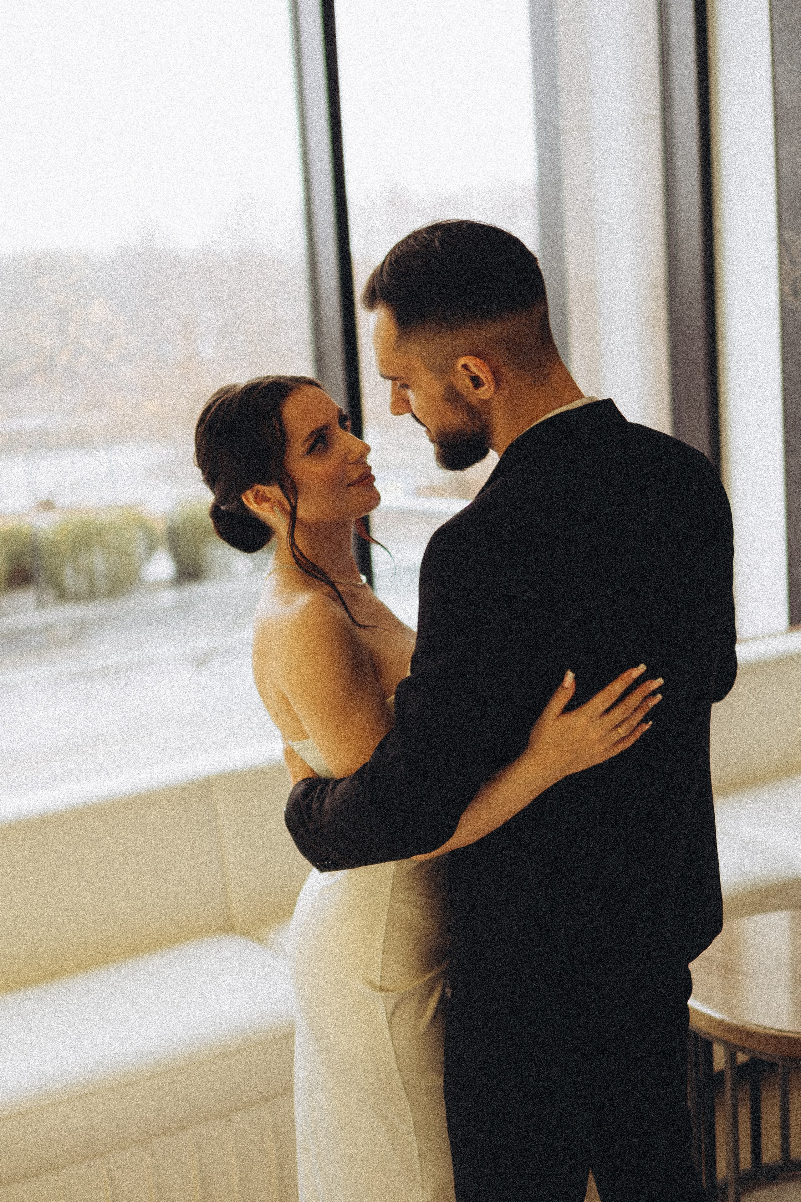 СВАДЕБНАЯ СЬЕМКА СБОРОВ ЖЕНИХА И НЕВЕСТЫ В ОТЕЛЕ И ТАКЖЕ ФОТОСЕССИИЯ В ОТЕЛЕЕ МЕГАПОЛИС БРЯНСК. Профессиональный фотограф, Санкт-Петербург — Виктория Богомолова