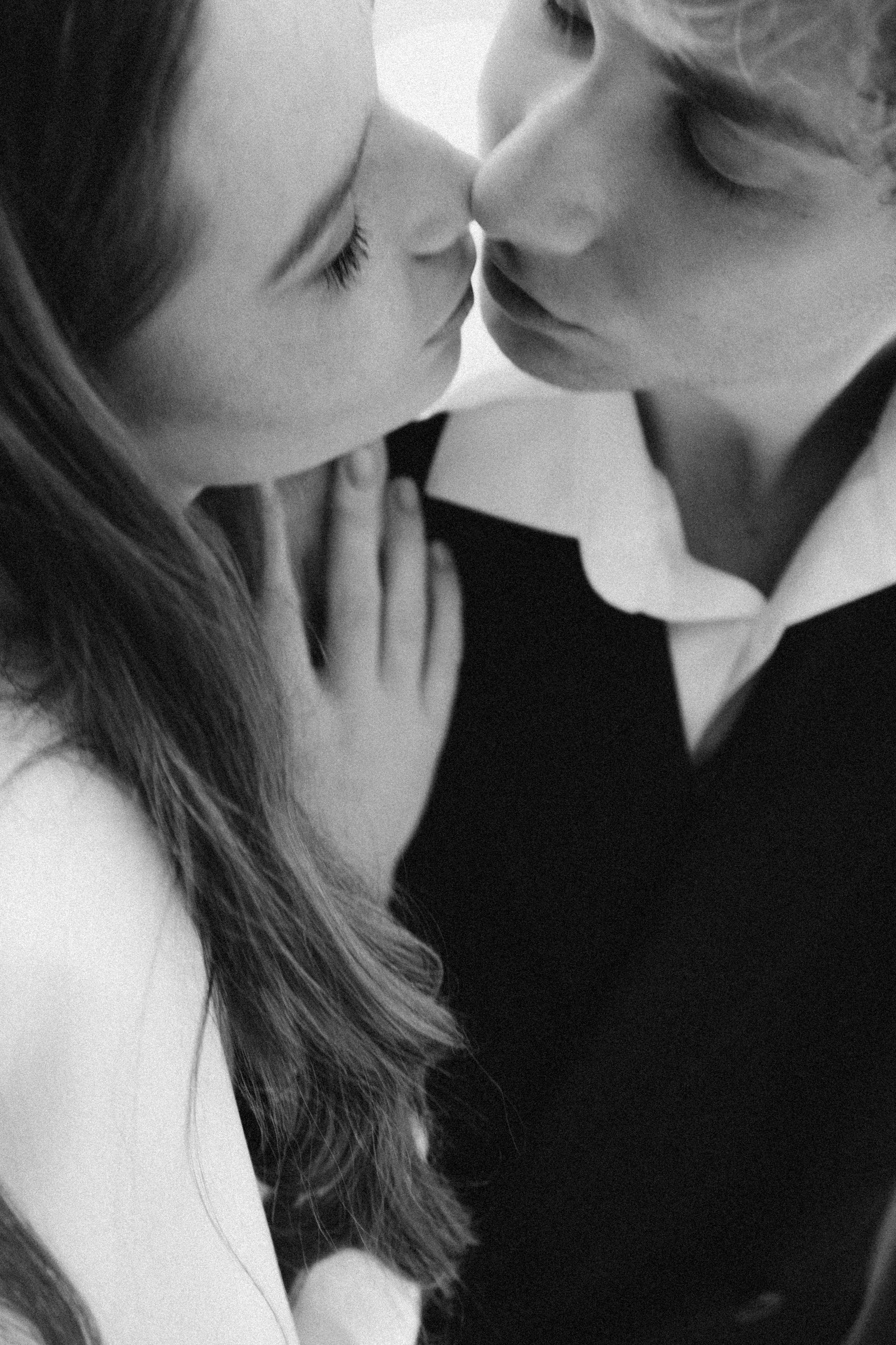 СВАДЕБНАЯ СЬЕМКА В ОТЕЛЕ. СБОРЫ ЖЕНИХА И НЕВЕСТЫ И ТАКЖЕ ТОР И ПОДГОТОВКА К ПРОГУЛКЕ. Профессиональный фотограф, Санкт-Петербург — Виктория Богомолова