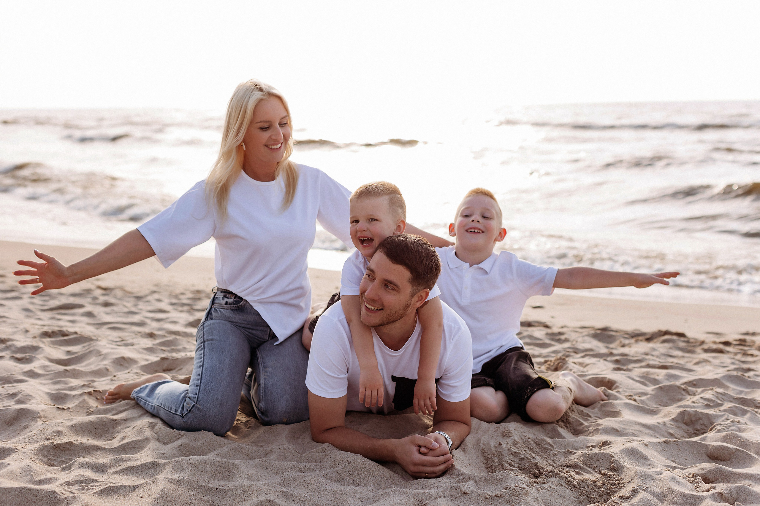 Карина и семья.Куршская коса. Фотограф в Калининграде свадебная фотография, репортажная, фотосессии