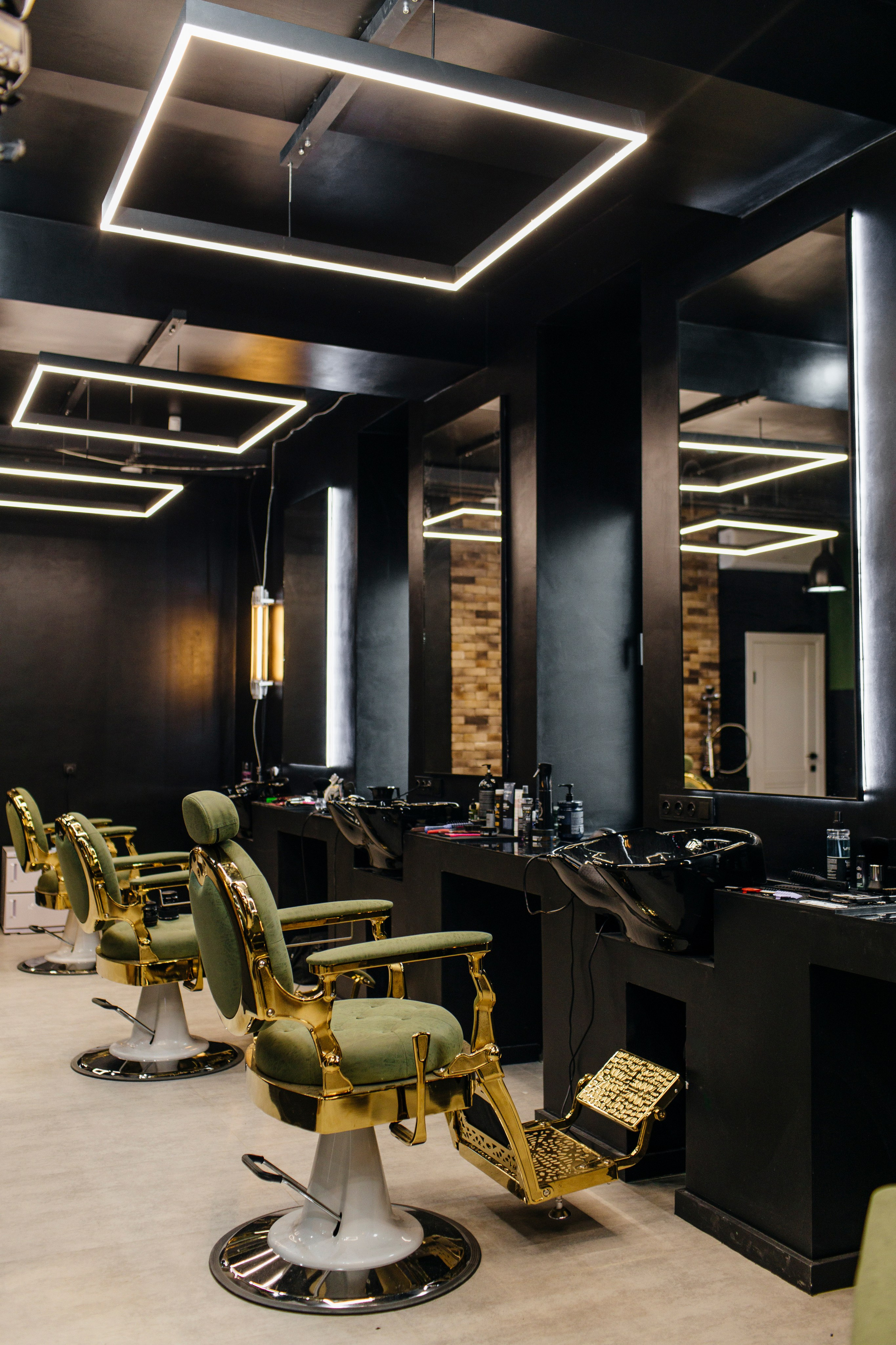BARBERSHOP. Фотограф в Атырау Аслан Мурат