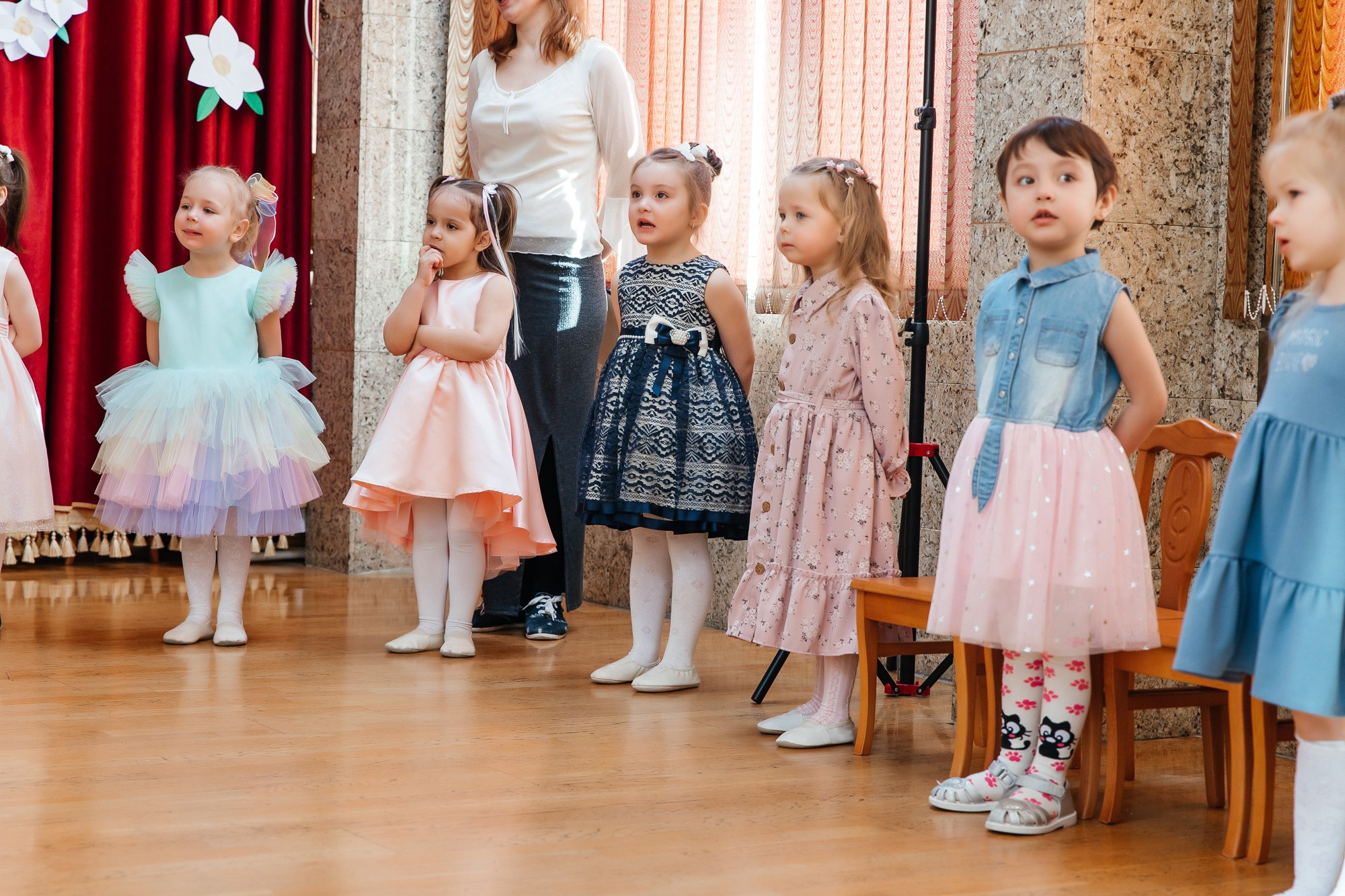 Детский сад № 93 — Утренник (07.03.2023). Свадебный и семейный фотограф Крамар Наталья