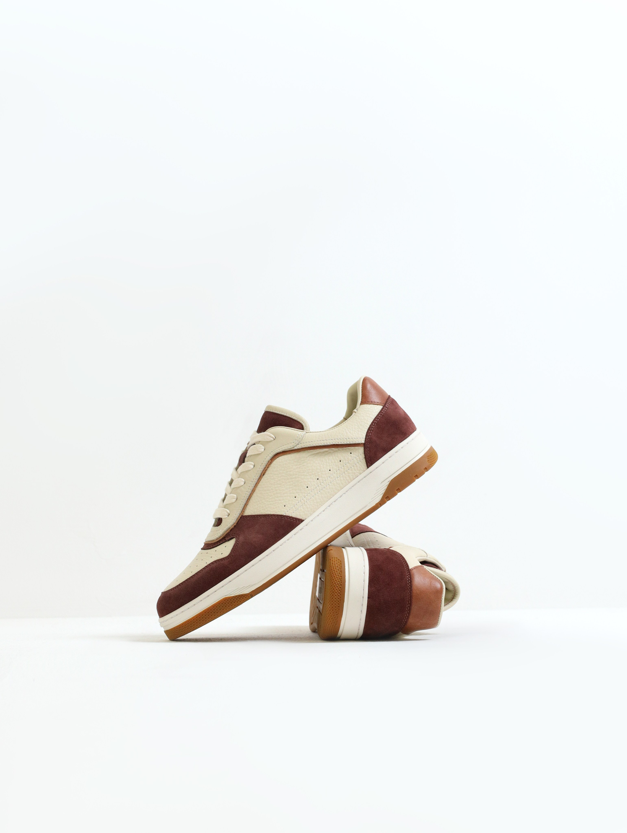 Предметный фотограф Артём Йома