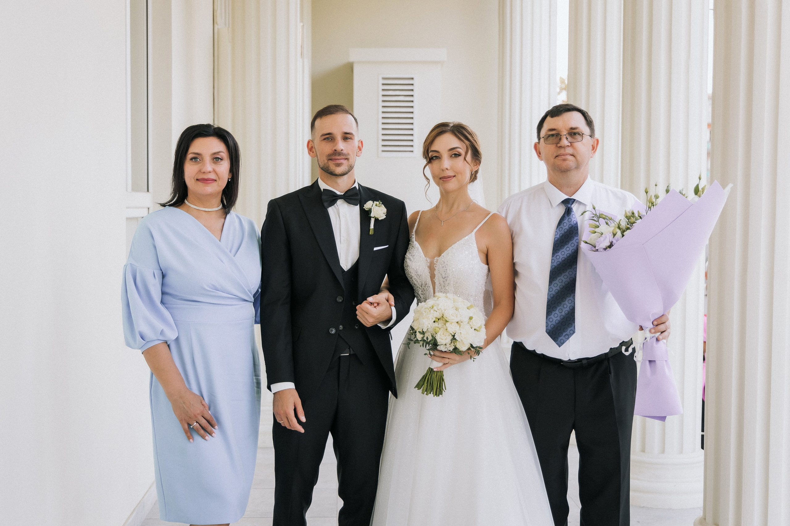 Свадебная прогулка Екатерины и Евгения. Свадебная фотография. Арина Рубах