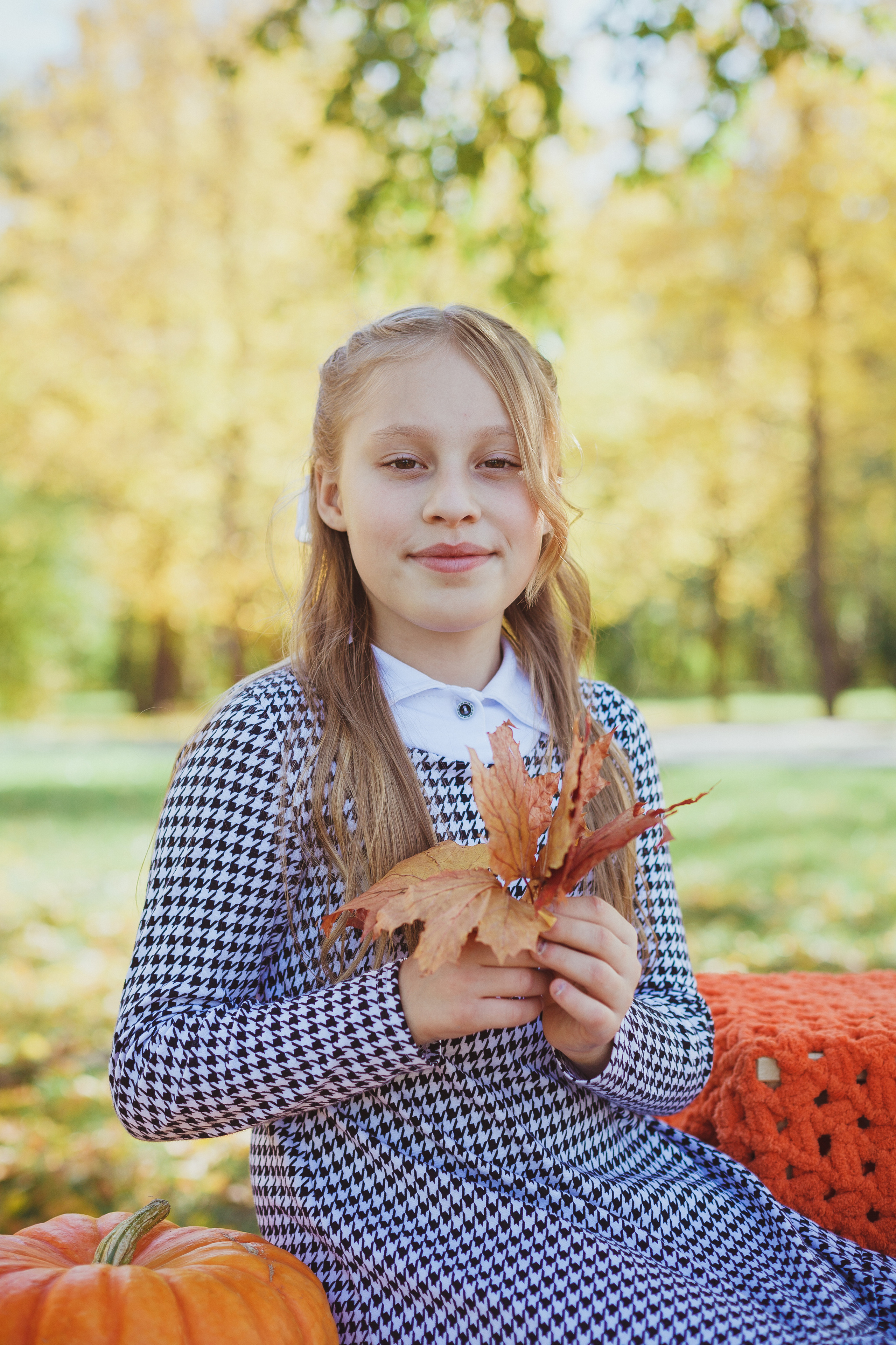 Школьная фотосессия на 31 августа. 1,2,3 сентября. Портреты детей 4-6 штук. Групповые общие 2-5 шт. Цена 450р. (1). Семейный и детский фотограф в Сухом Логу Ольга Кайгородова