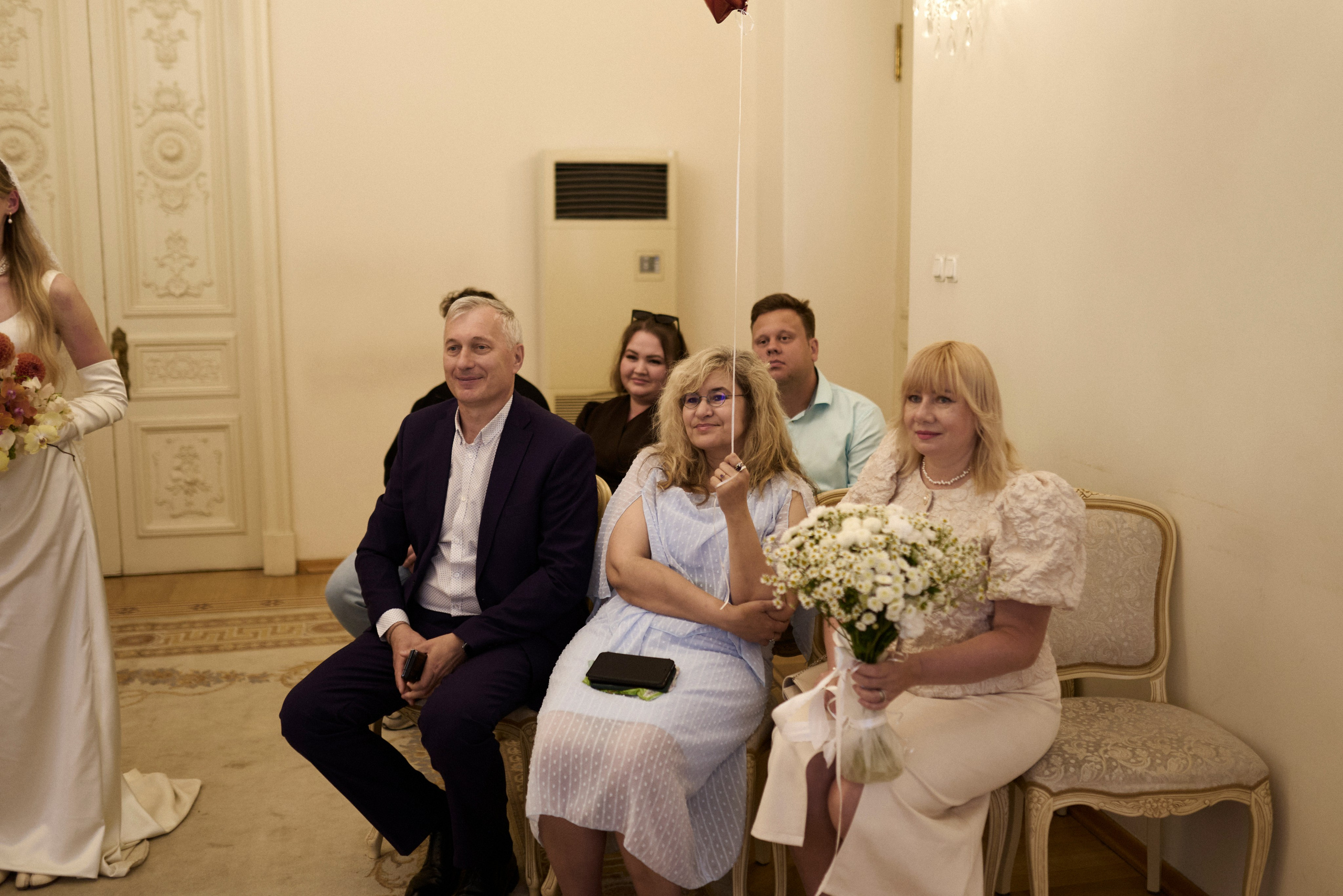 Свадебная съемка в Эрмитаже. Фотограф СПБ Засорина Юлия