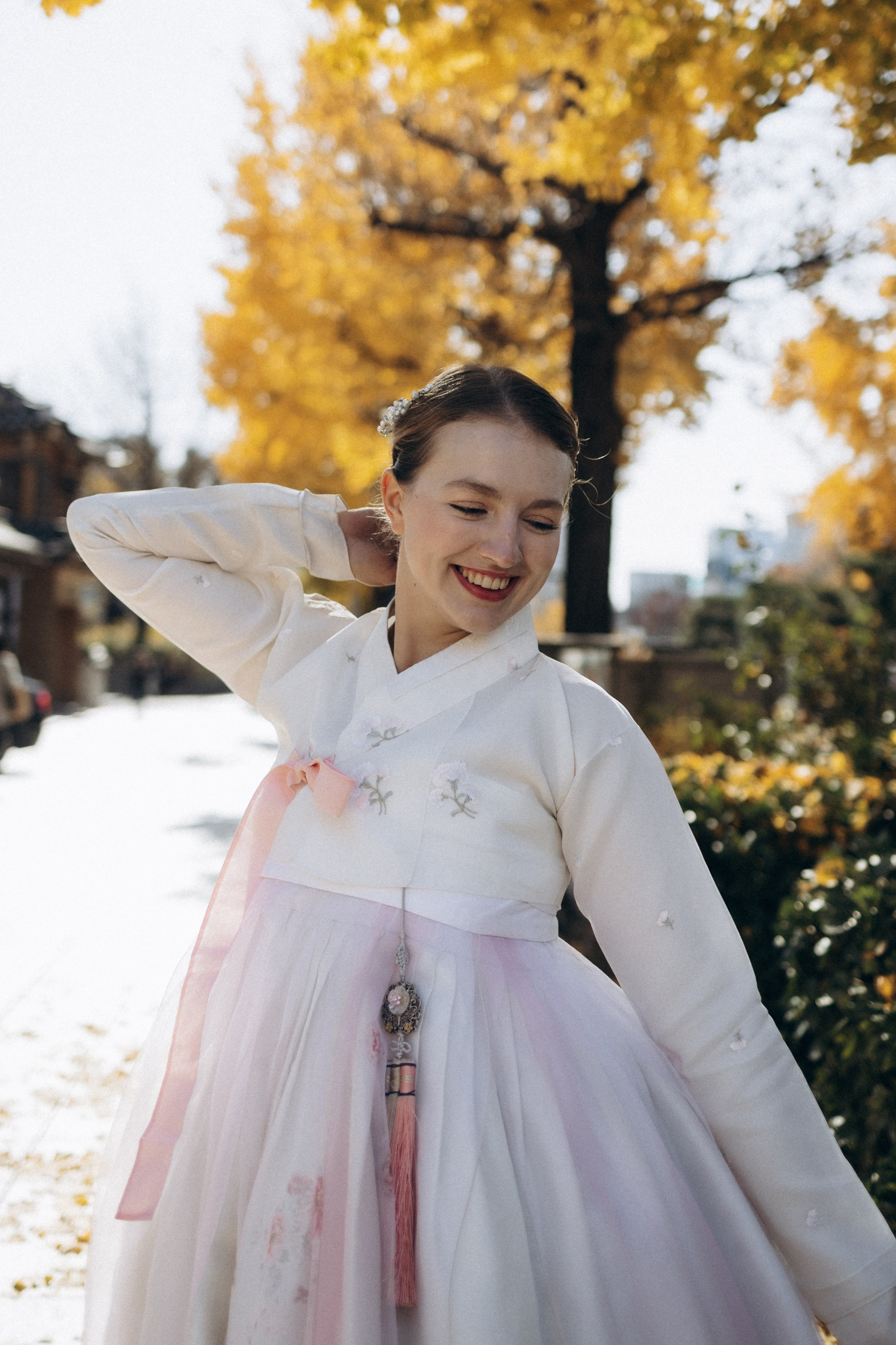 Фотосессия Маши и Саши в ханбоках. Фотограф Артем Бросов в Санкт-Петербурге и Дубае