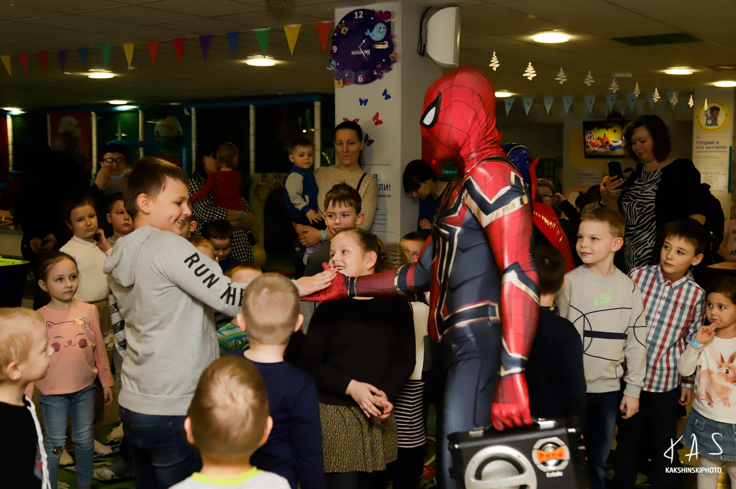 Море-Шоу на Борисов-Арене. Фотография и видеосъёмка