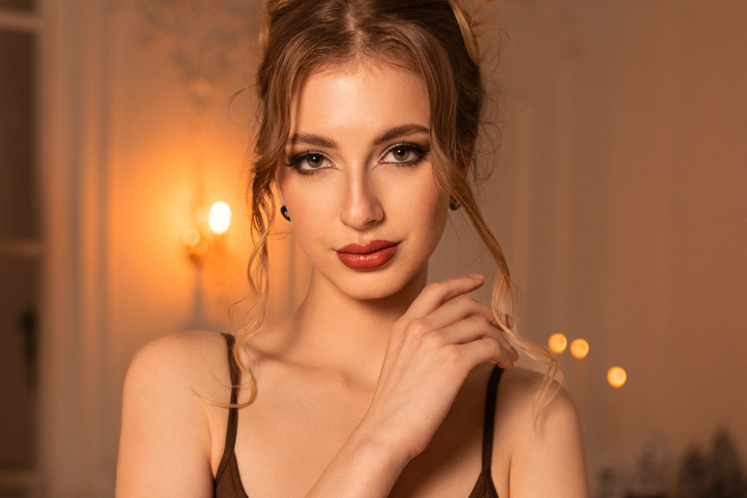 Студийная вечерняя съемка с Ксенией в интерьере