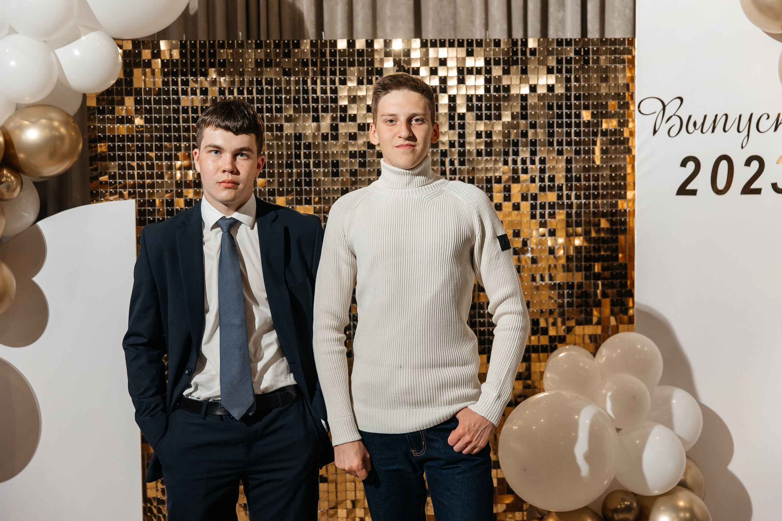 2023-06-23 Выпускной МБОУ СОШ № 10. Фотограф в Красноярске