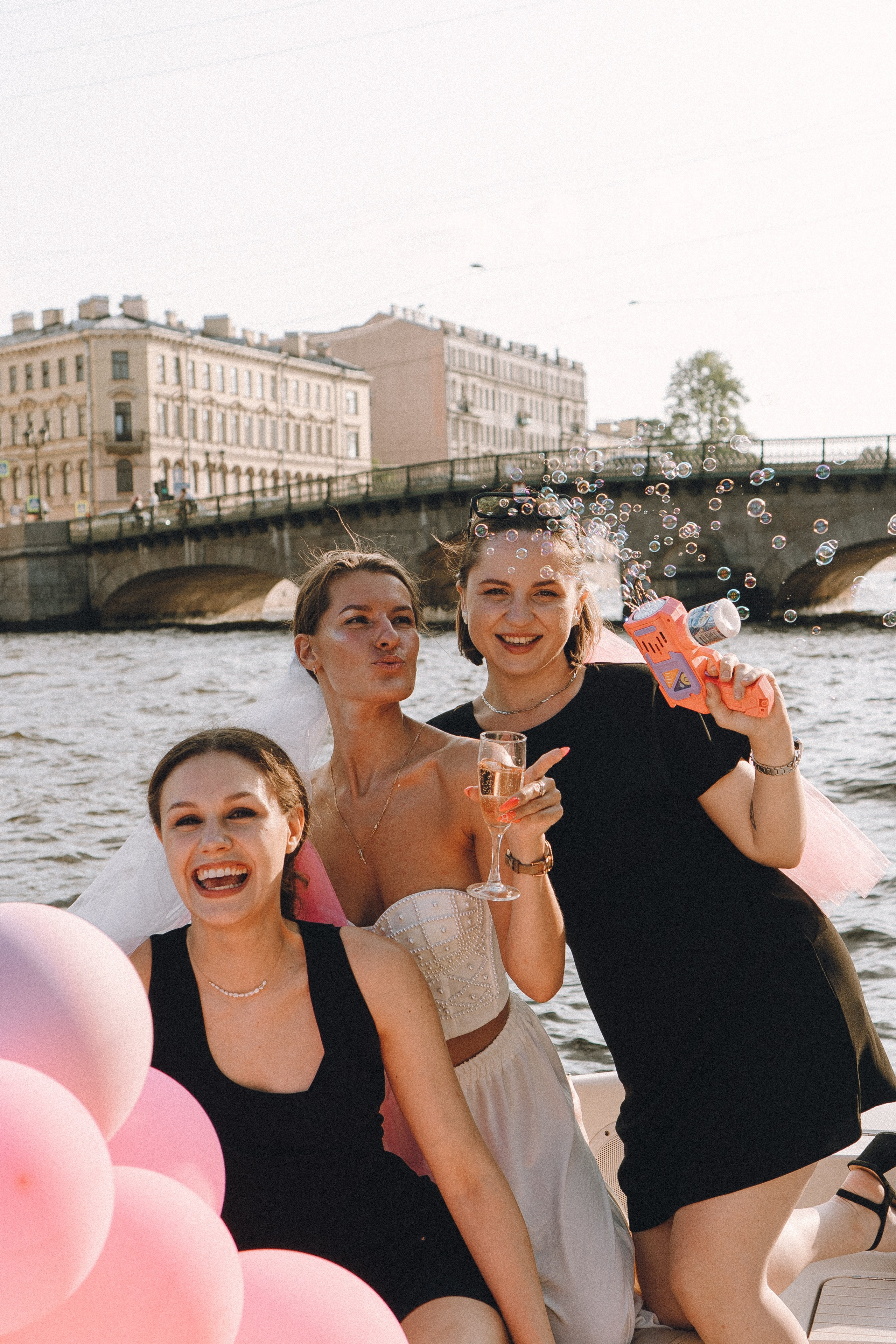 ДЕВИЧНИК НА КАТЕРЕ. Профессиональный фотограф, Санкт-Петербург — Виктория Богомолова