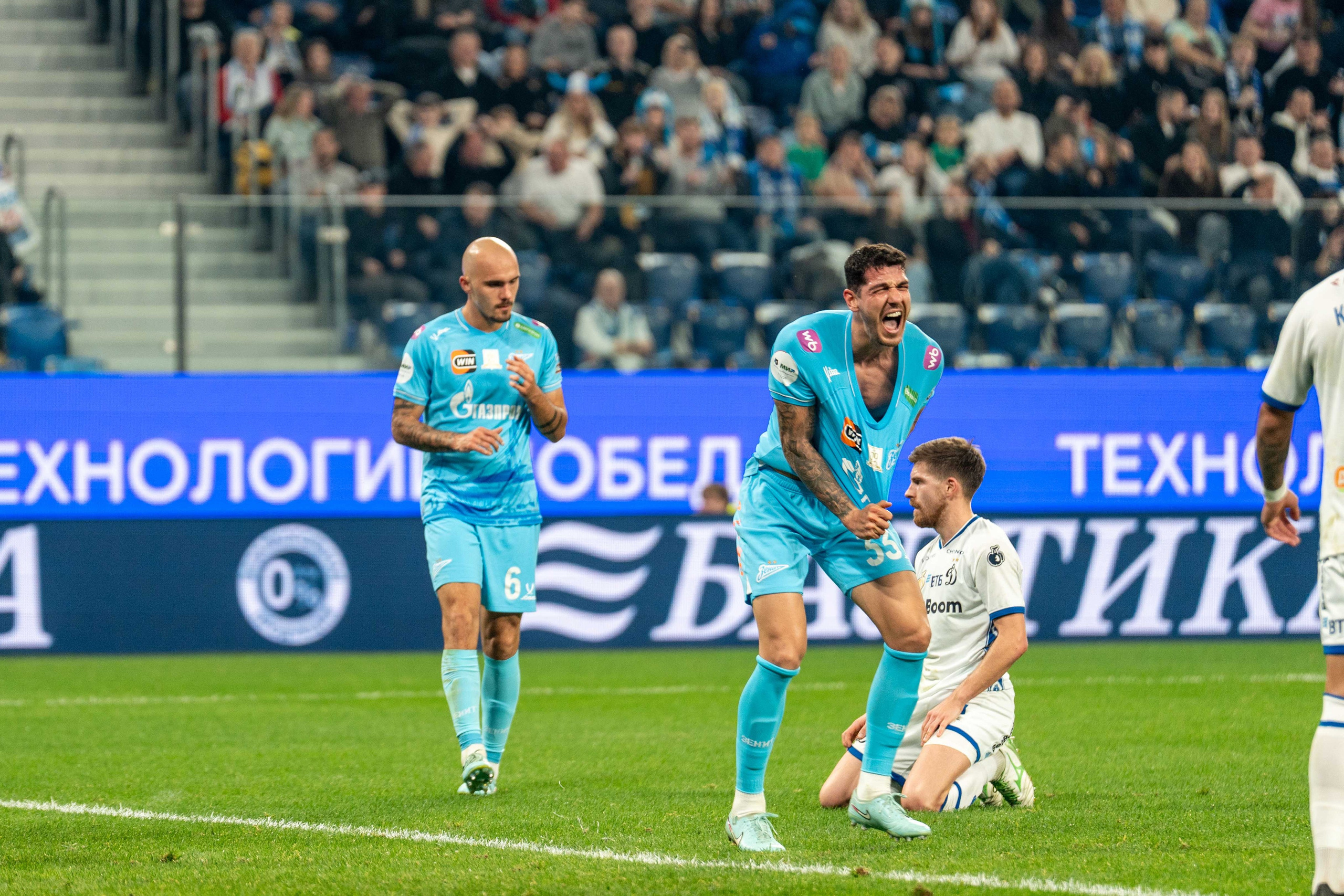 Зенит — Динамо (Москва): фотогалерея РПЛ, 13 тур на Газпром Арене | Антон Гауф. Спортивный фотограф в Санкт-Петербурге | Антон Гауф