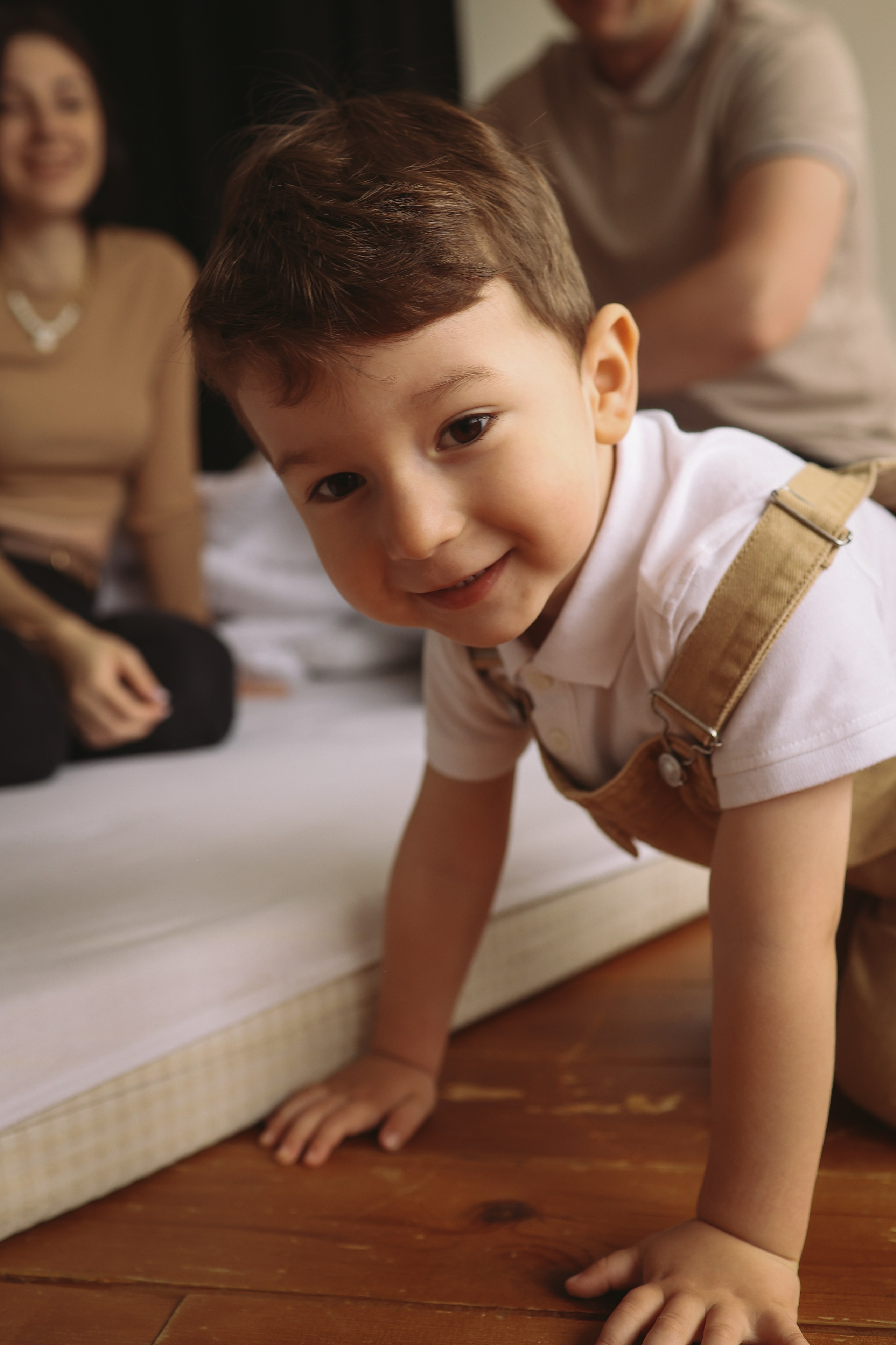 Семейная фотосессия в студии семейная фотосессия в Москве. Фотограф Владимир Москва