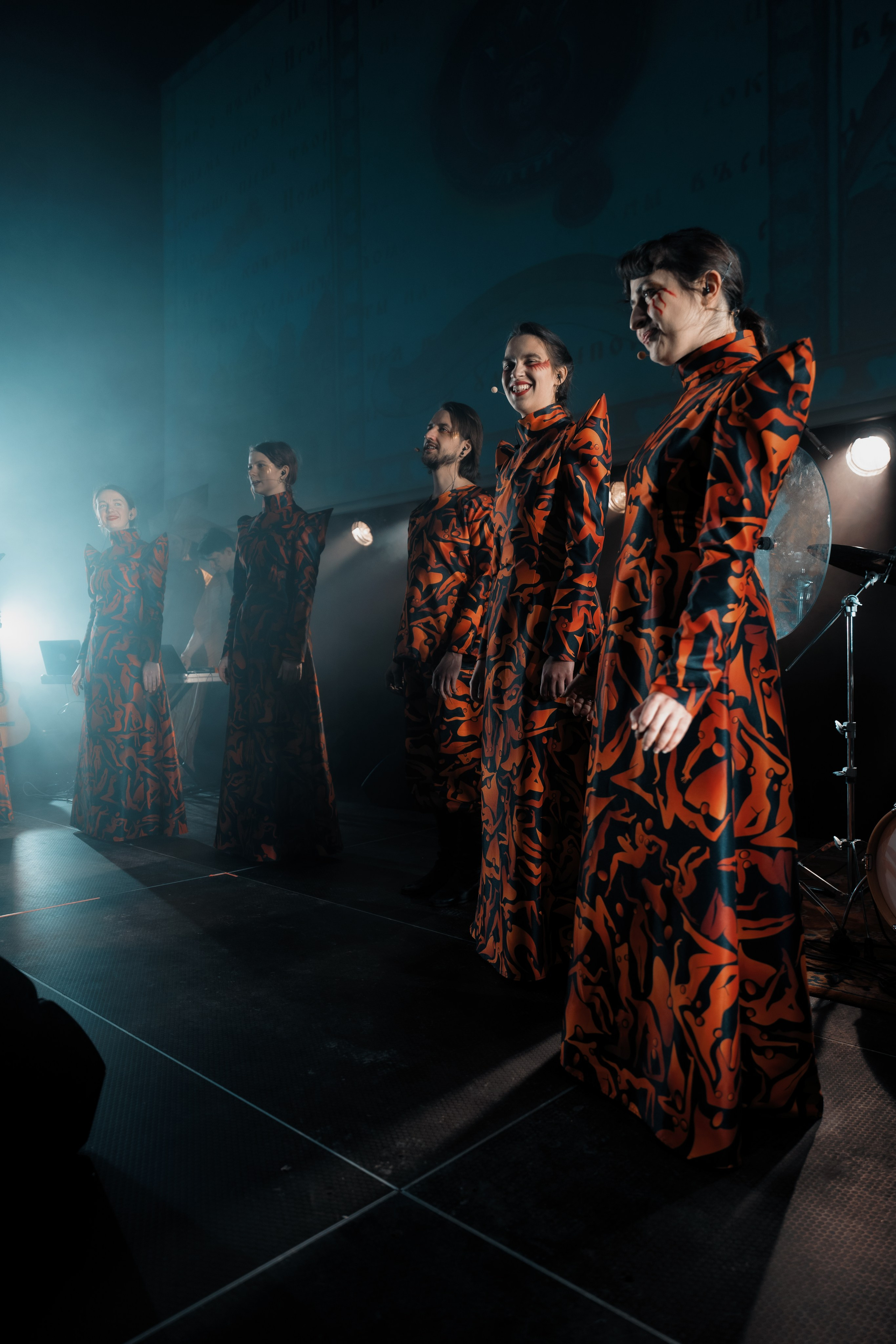 СЛОВО. Ансамбль «КОМОНЬ». @tomrus: Рустам Шагиморданов — фотограф