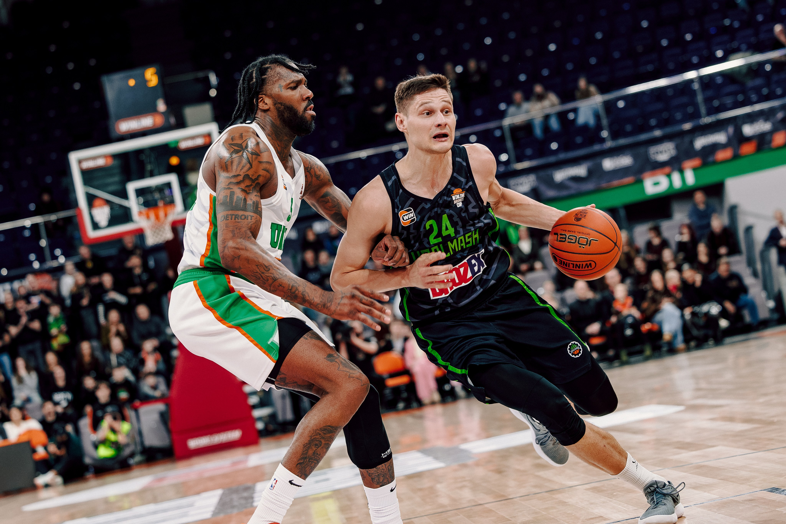 Winline Basket Cup — УРАЛМАШ — УНИКС. Лёшка Варзегов — фотограф