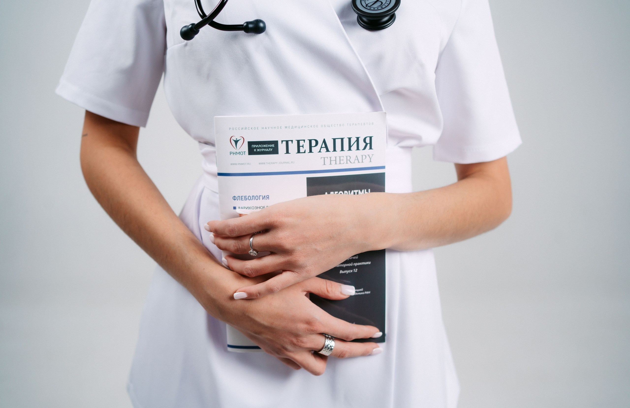 Медики / 2025. Саша Копылов, фотограф в Казани